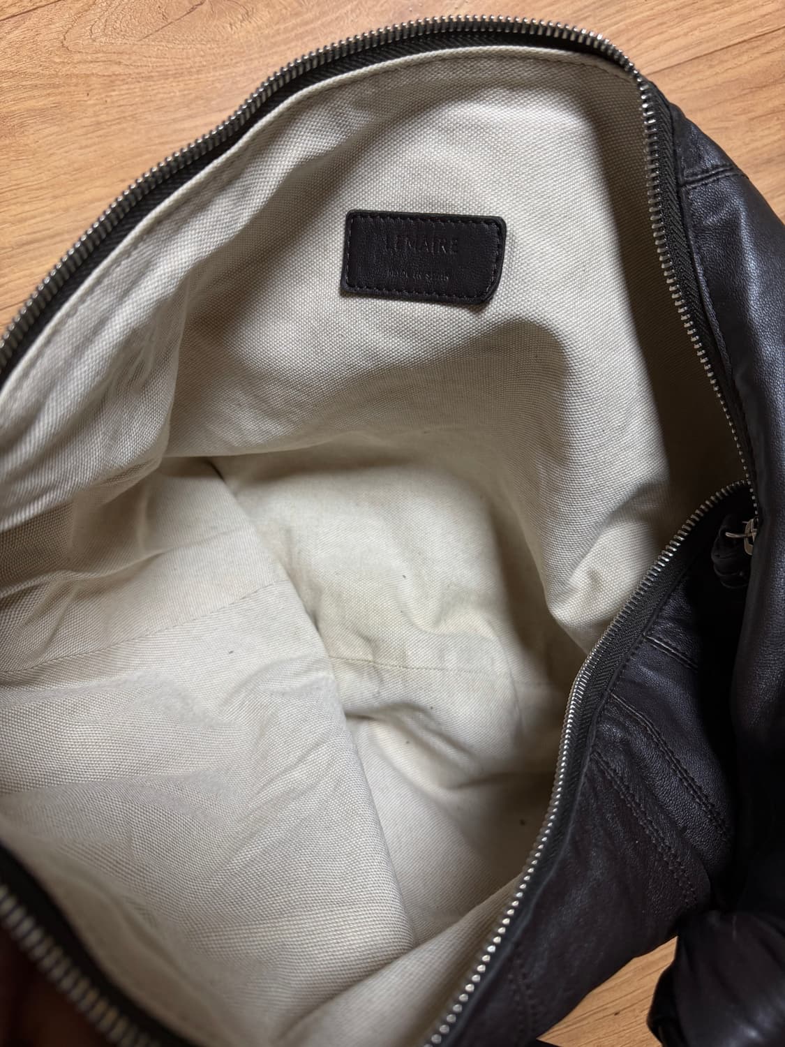 르메르 나파레더 크루아상백 라지 다크초콜릿 상품이미지6