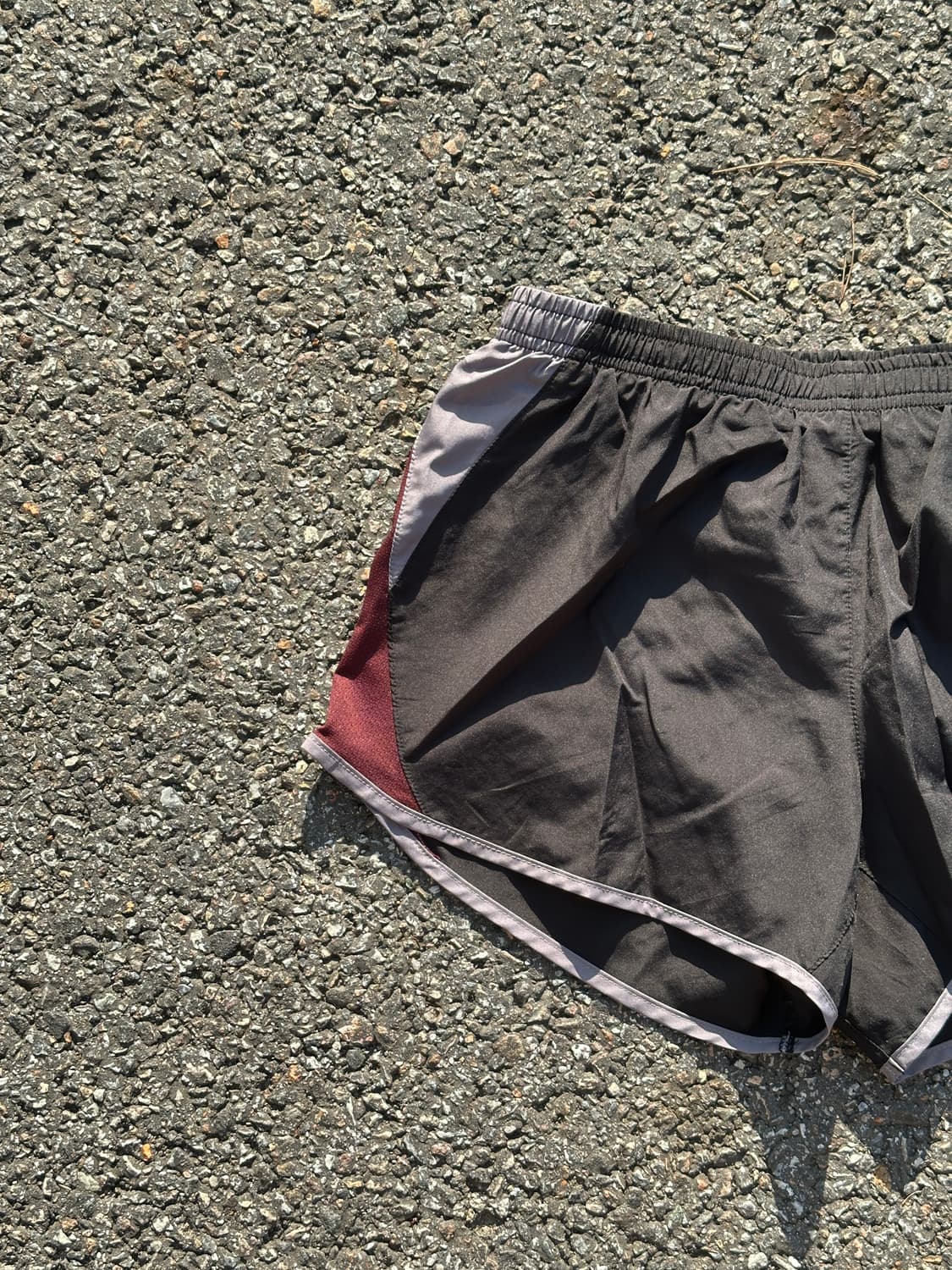 [S] 나이키 여성 블랙 브라운 사이드 러닝 쇼츠 반바지 상품이미지3