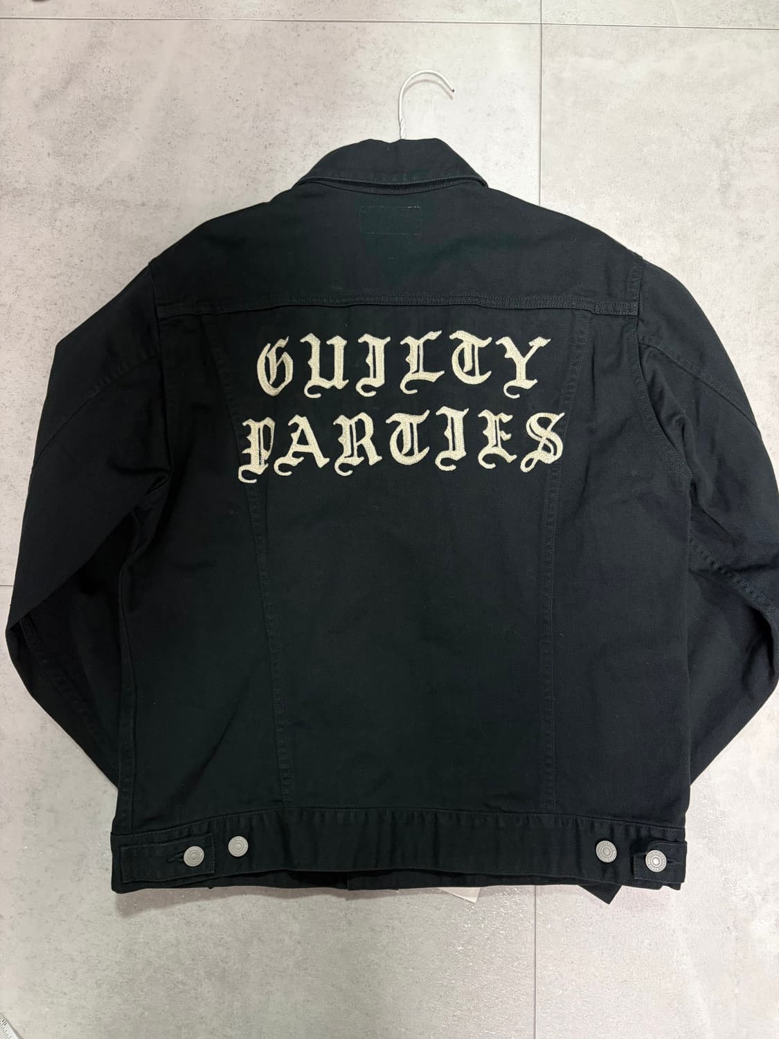 [새상품] 와코마리아 셰닐자수 데님자켓 L 상품이미지1