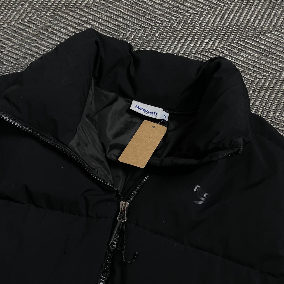 리복 박시핏 다운 푸퍼 패딩 블랙y 4528 상품이미지5