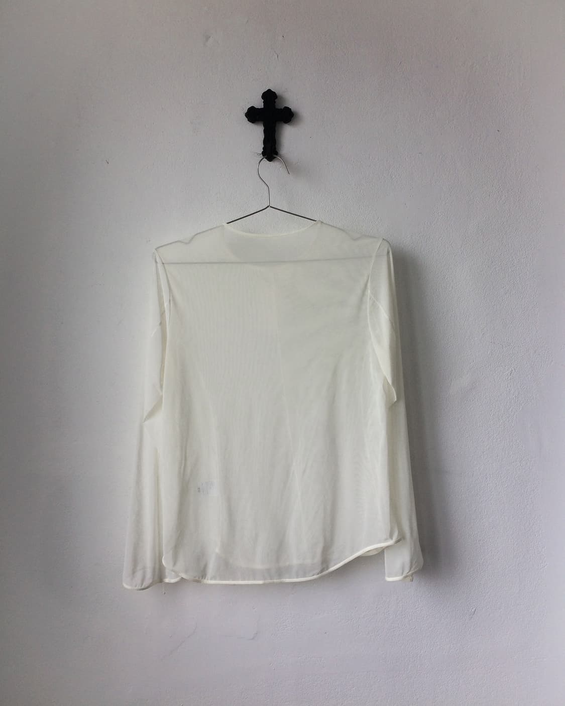 Line detail see through mesh top 상품이미지3