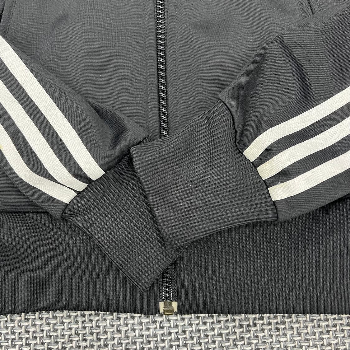 착샷O 아디다스 블랙 빅로고 져지 85 상품이미지3