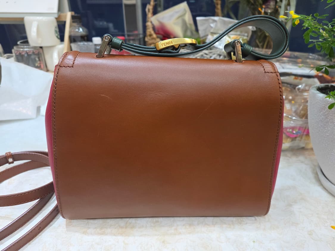 Fendi(펜디) 브라운 레더 트리밍 실바나 토트백 상품이미지7