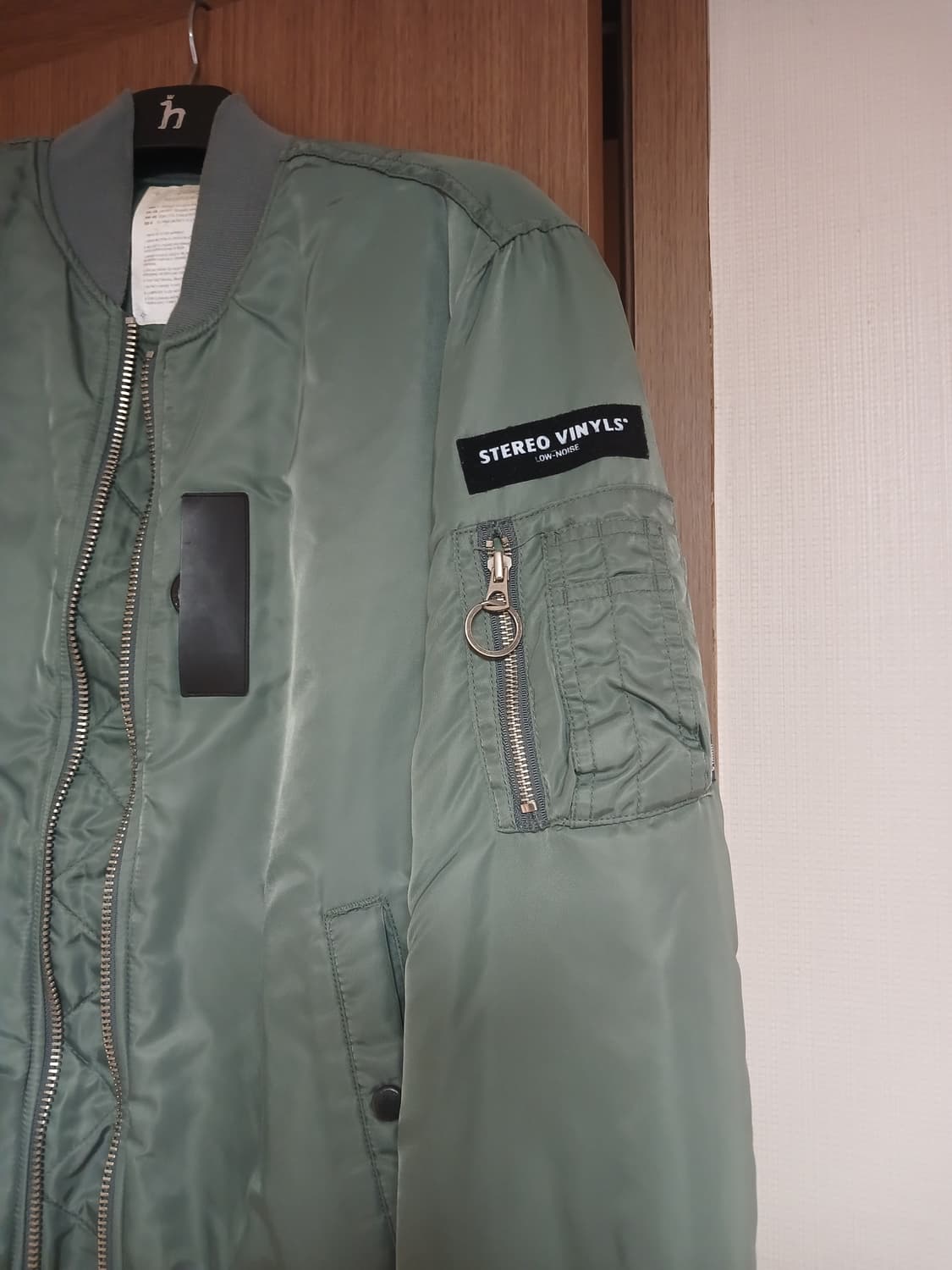 스테레오 바이널즈 카키 ma-1 상품이미지2