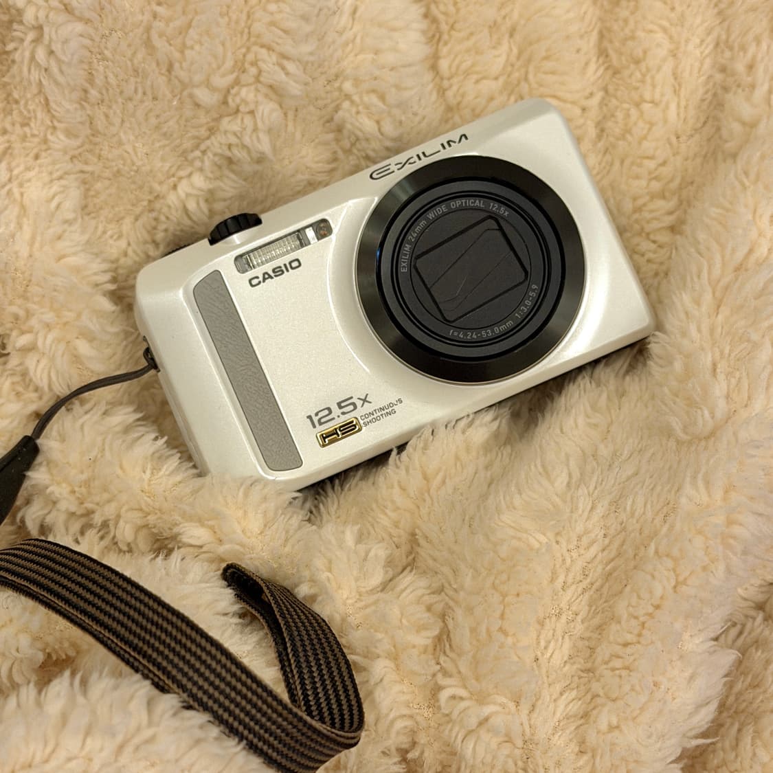 CASIO 카시오 엑슬림 EXILIM EX-ZR200 화이트 상품이미지1