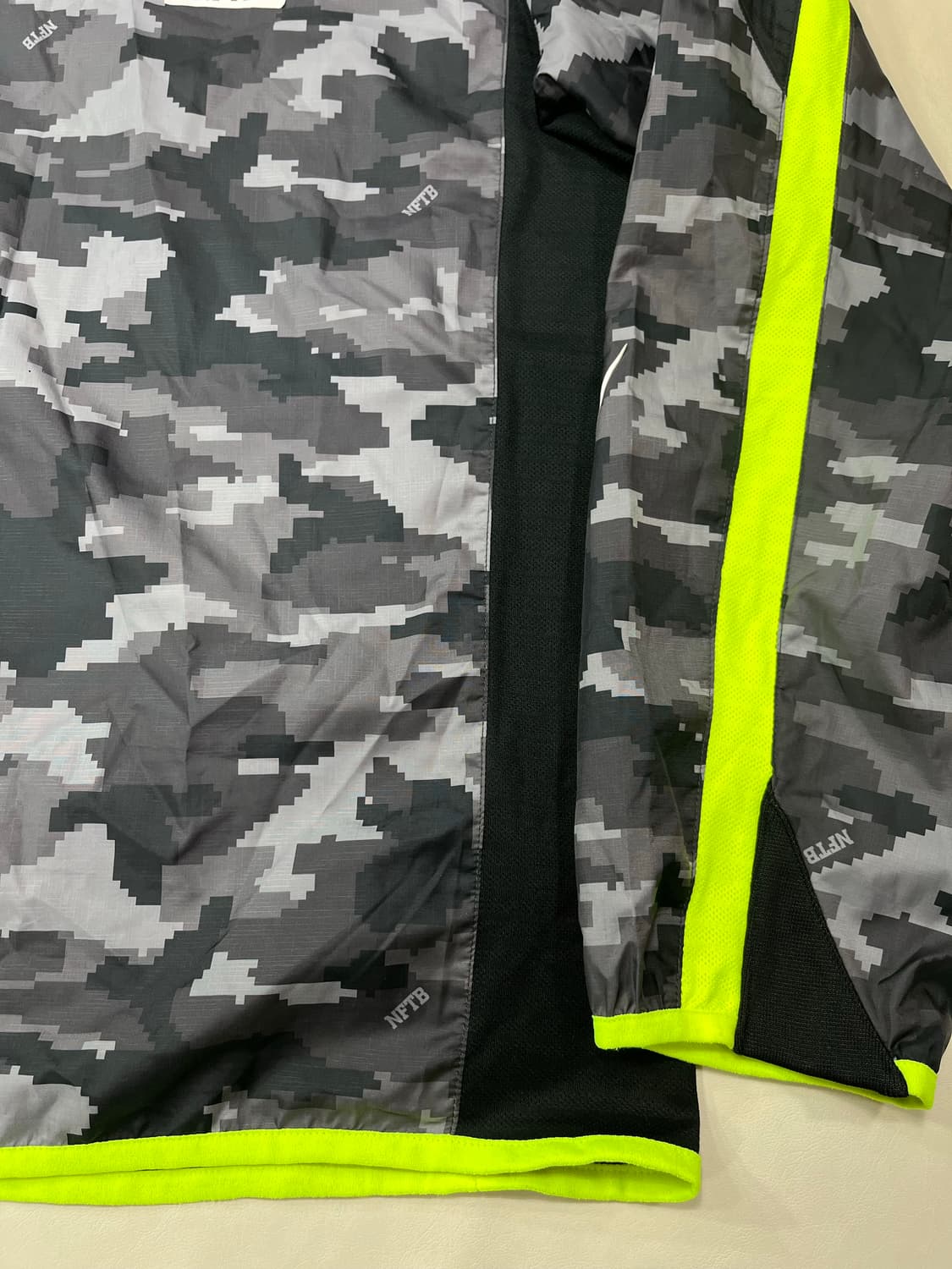 나이키 NFTB 피스테 상품이미지6