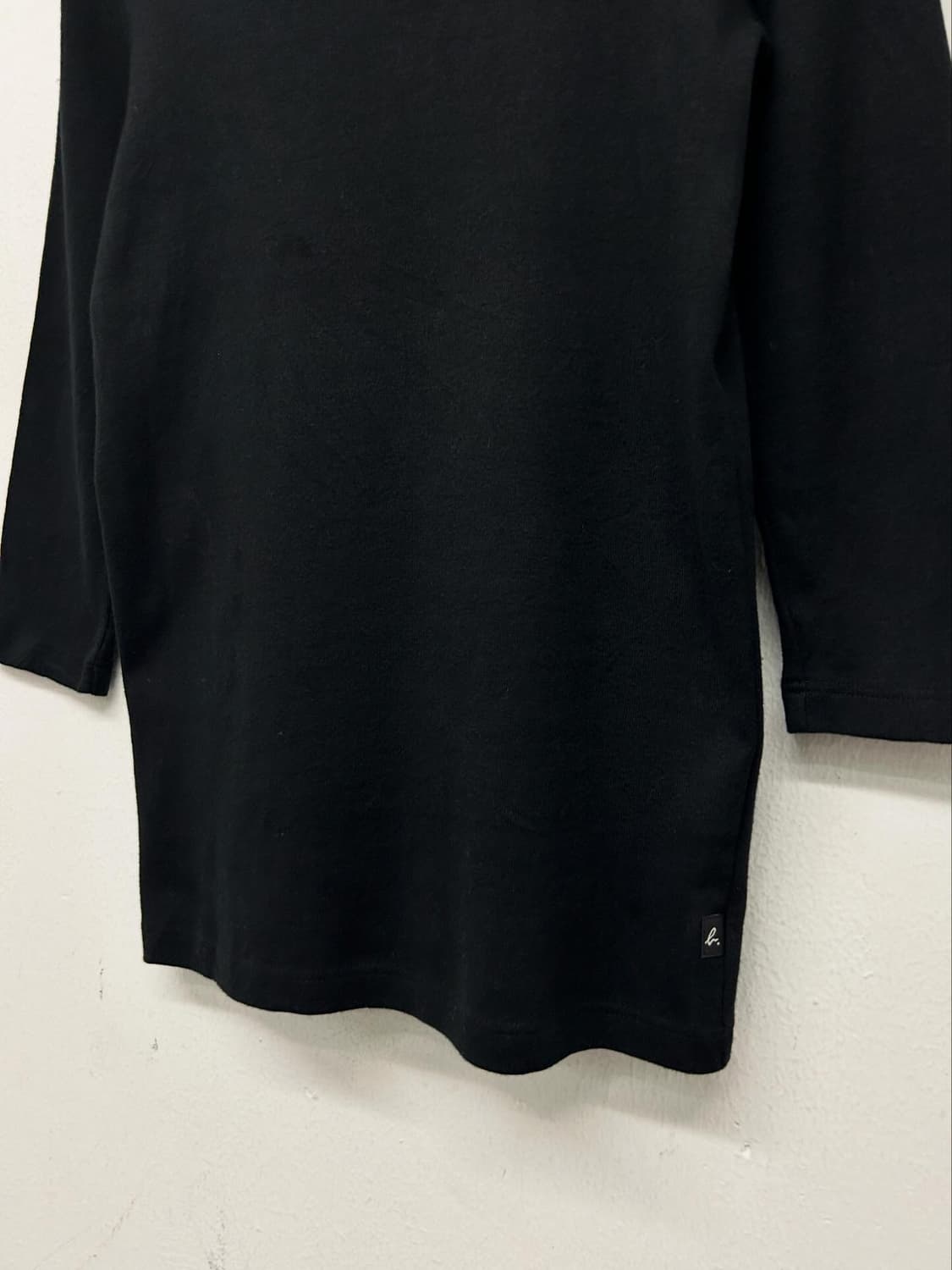 아네스베 블랙 7부 티셔츠 상품이미지2