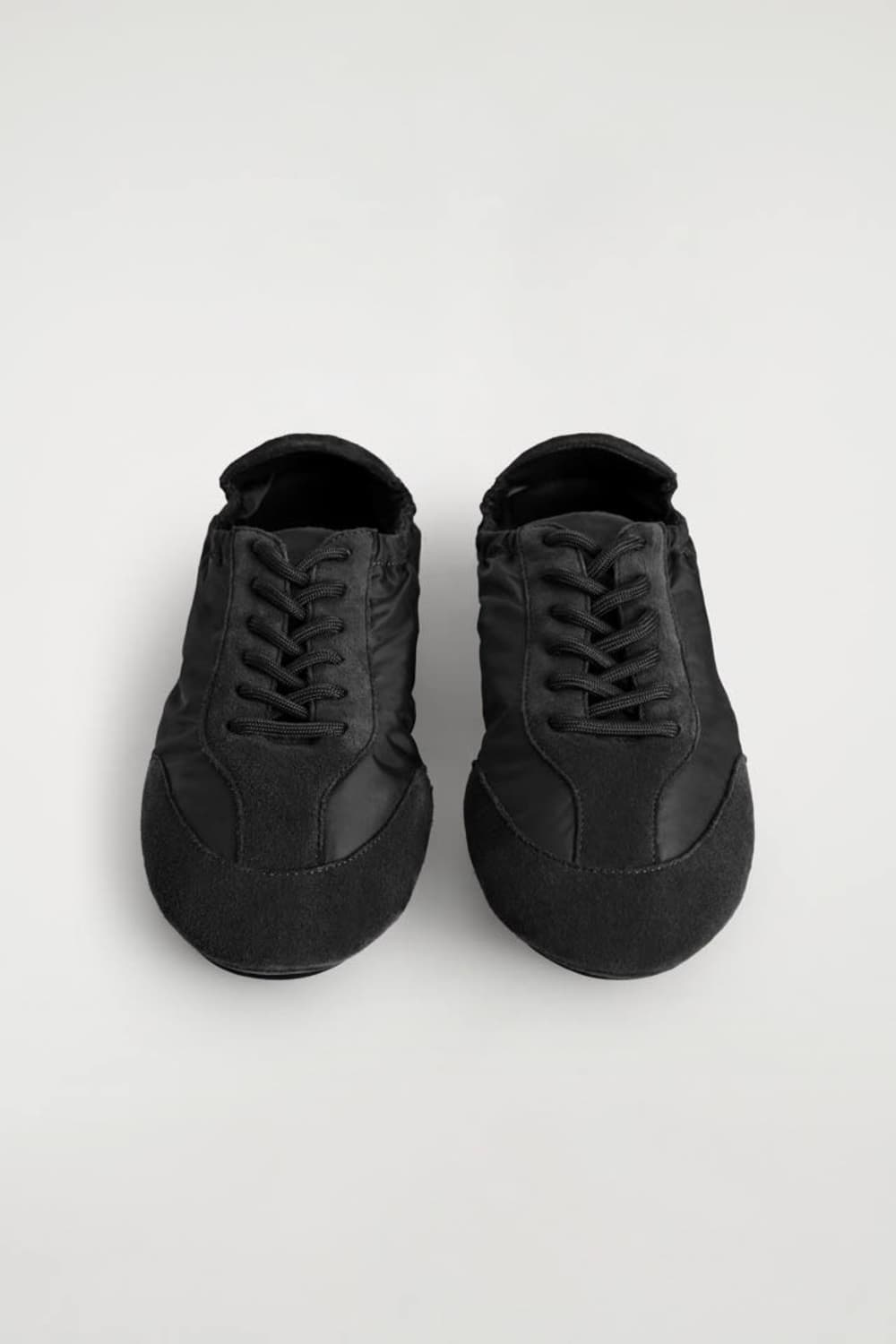 COS 스웨이드 나일론 발레 트레이너 상품이미지2