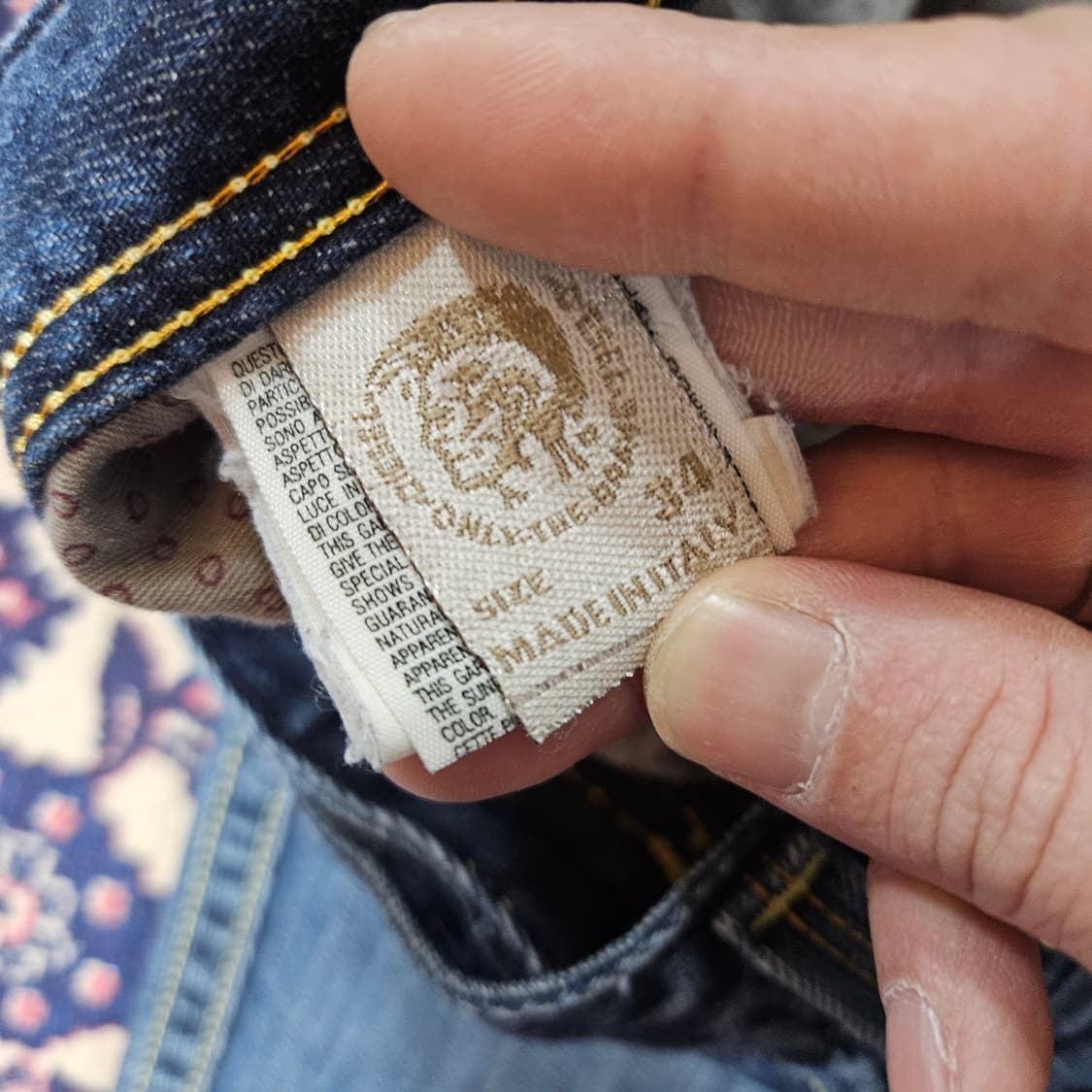 디젤(DIESEL) in Italy 패덤 스페셜 레귤러 스트레이트핏 데님 상품이미지9