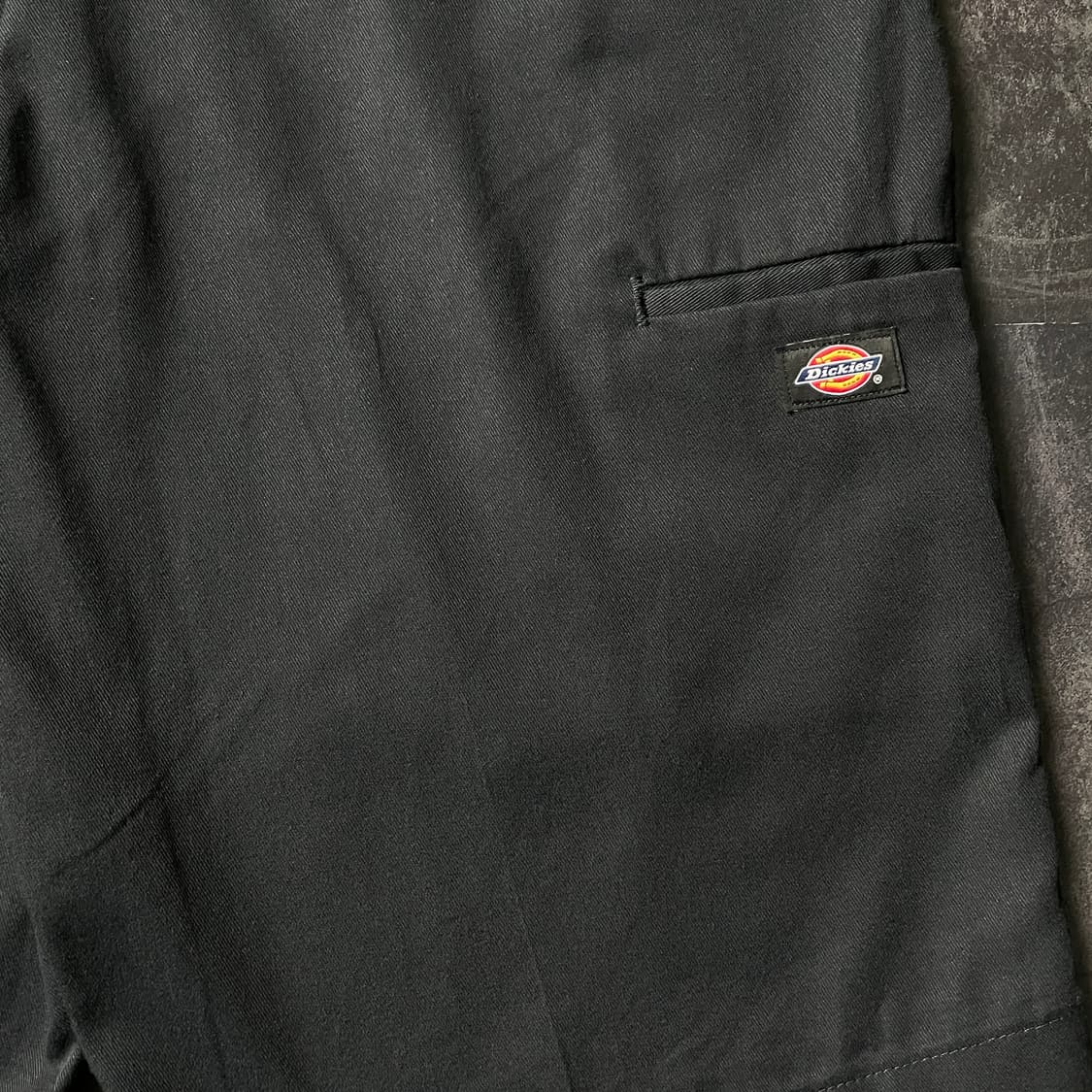 DICKIES 디키즈 블랙 릴렉스핏 워크 하프팬츠 A01143 상품이미지8