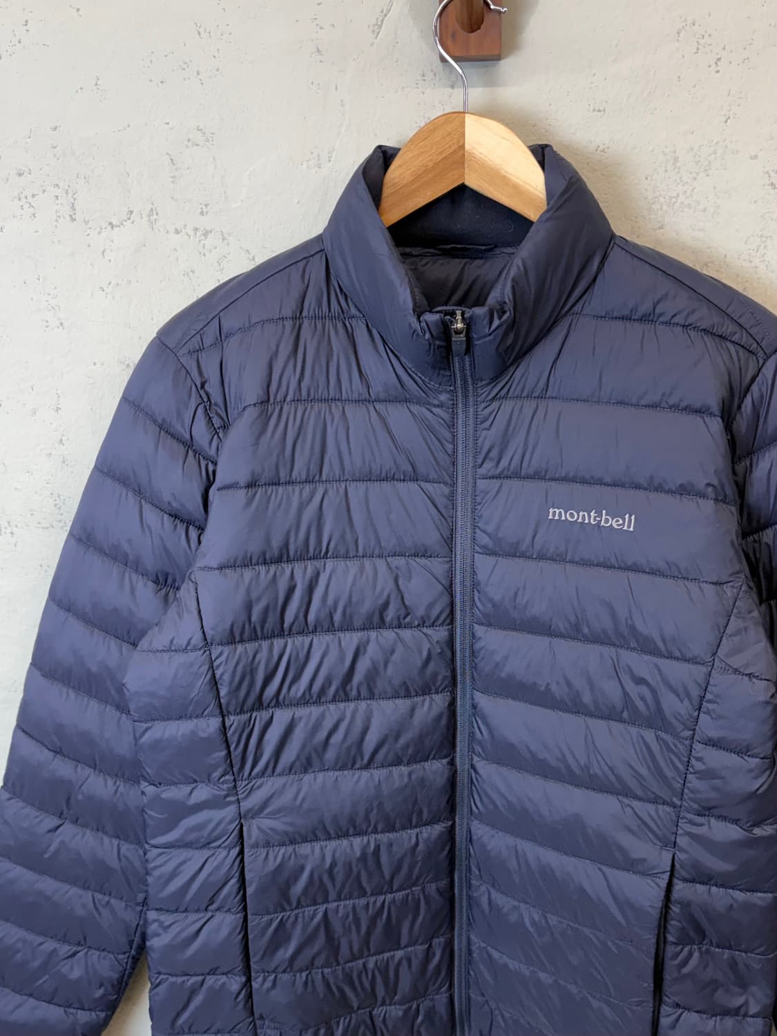 몽벨 경량패딩 네이비 상품이미지4