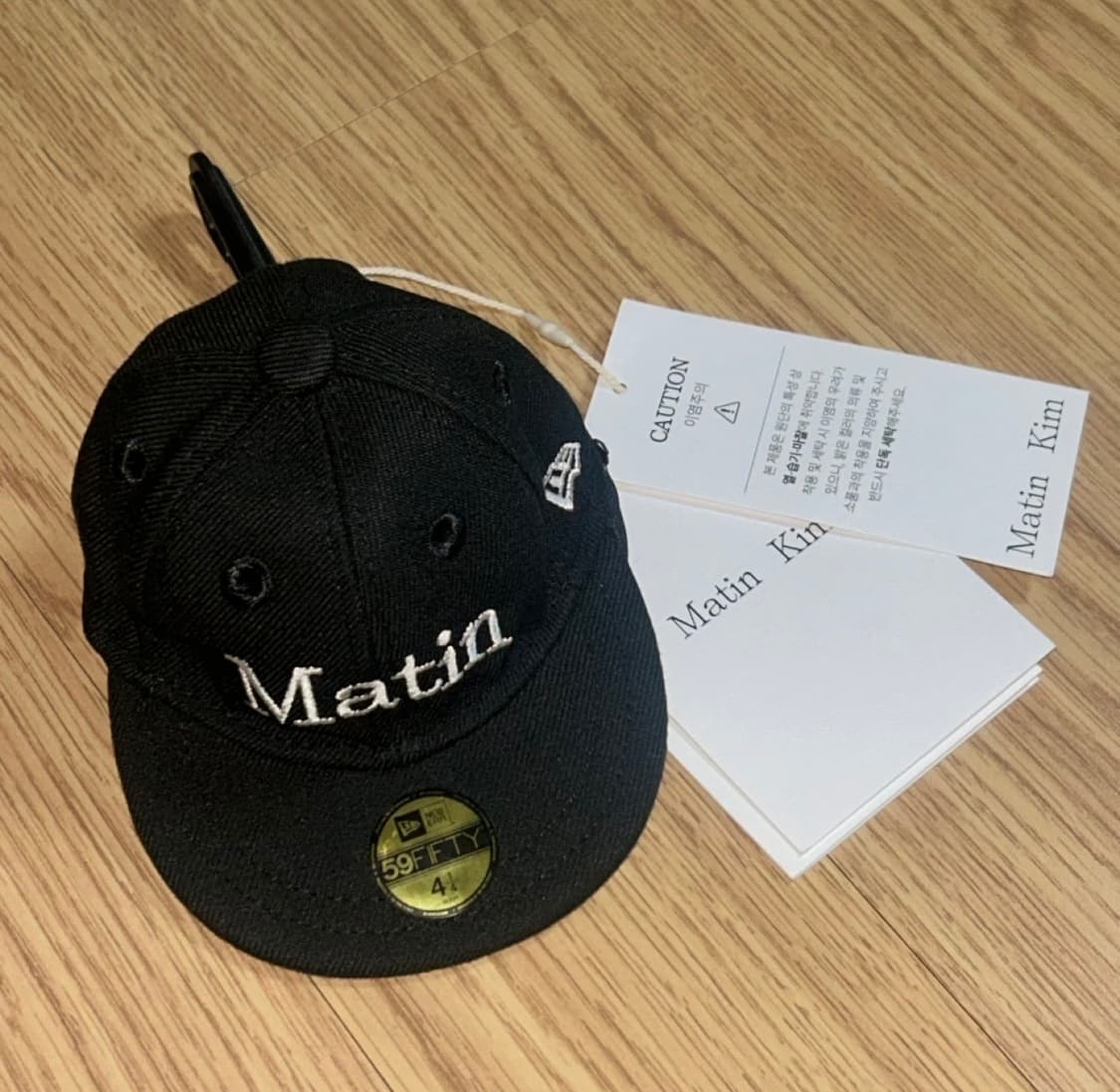 마땡킴X뉴에라 캡 파우치 키링(블랙) 새상품 상품이미지1