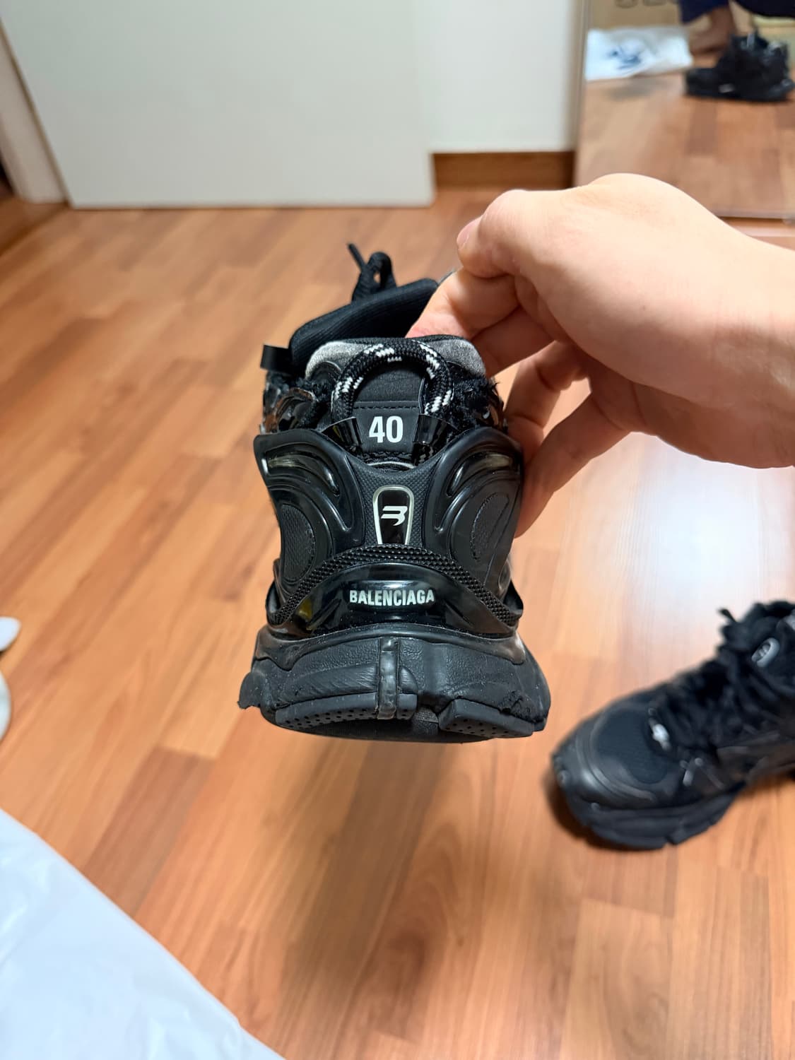 발렌시아가 러너 스니커즈 260 상품이미지4