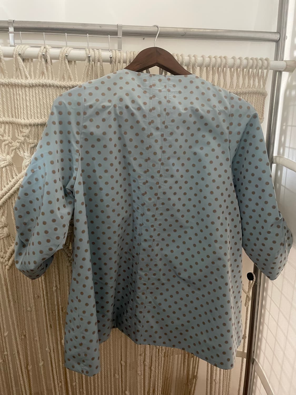 소라 도트 집업 퍼프소매 자켓 상품이미지2