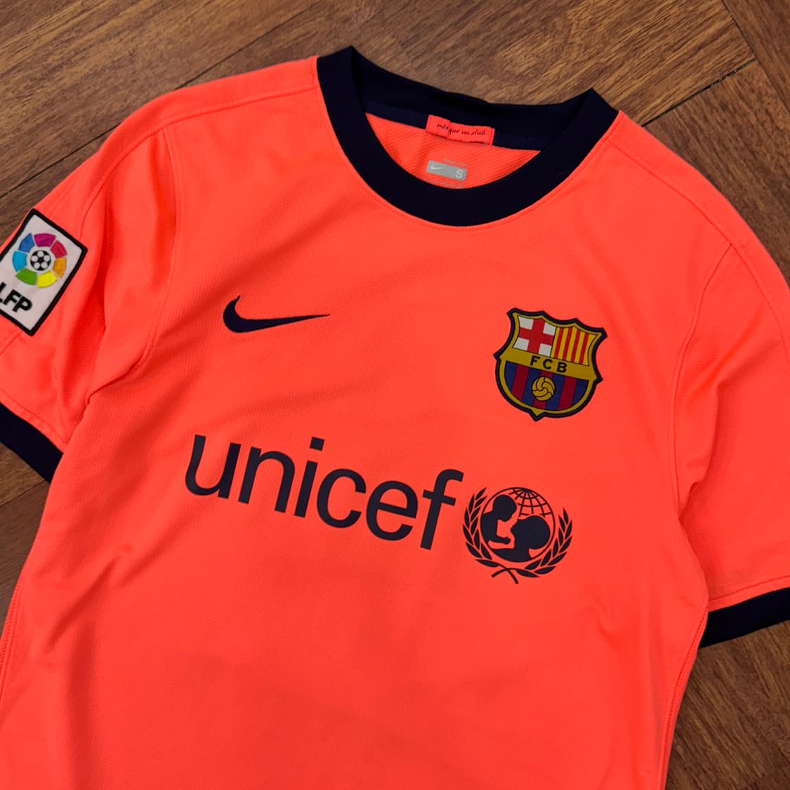 S 나이키 바르셀로나 09-11 어웨이 유니폼  상품이미지3