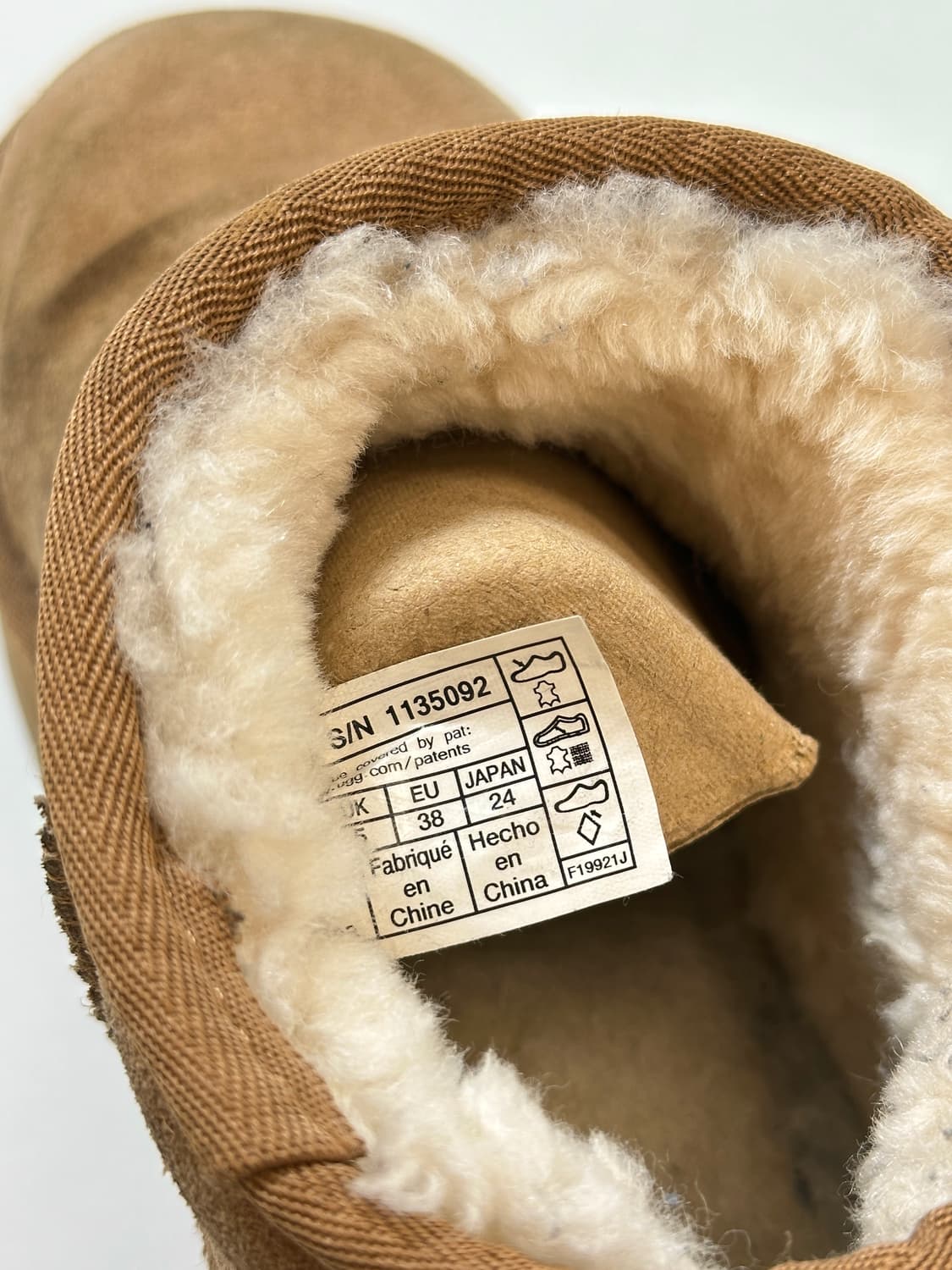 어그 ugg 글래식 울트라 미니 플랫폼 부츠  상품이미지5