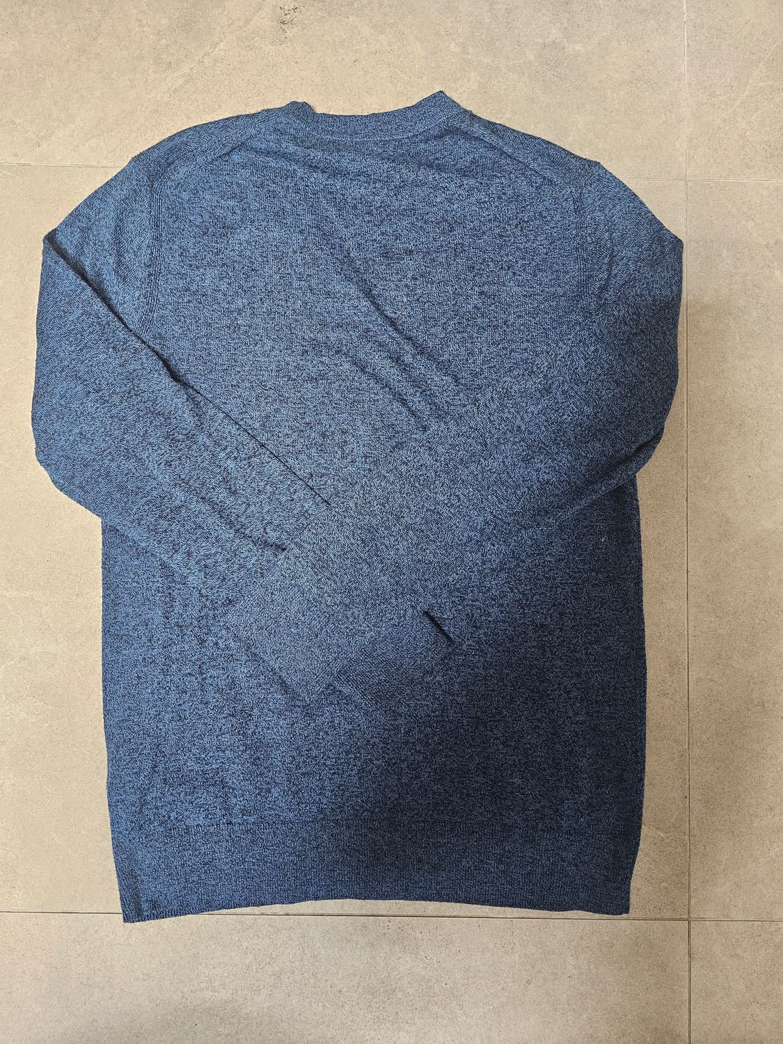 바나나리퍼블릭 V넥 네이비 니트 M 상품이미지3