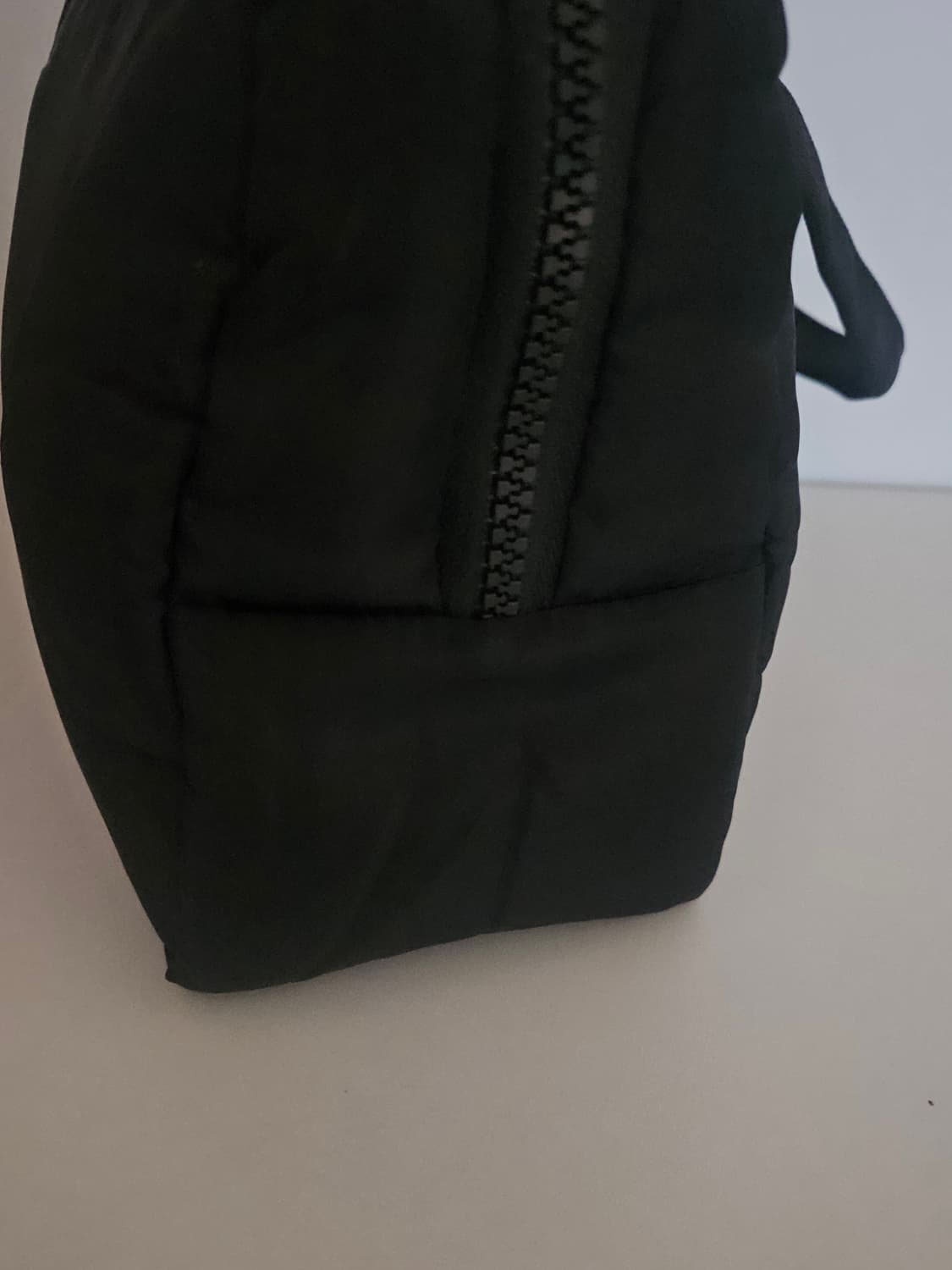 샤넬 정품 패딩 파우치 가방 상품이미지3