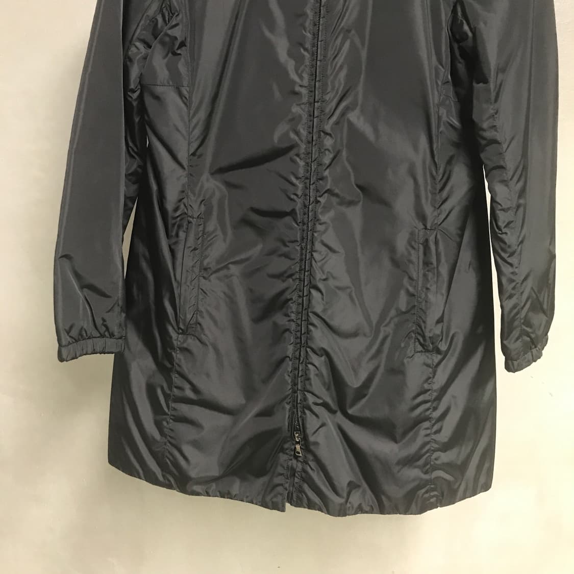 프라다 스포츠 블랙 코트 42(W) 상품이미지3