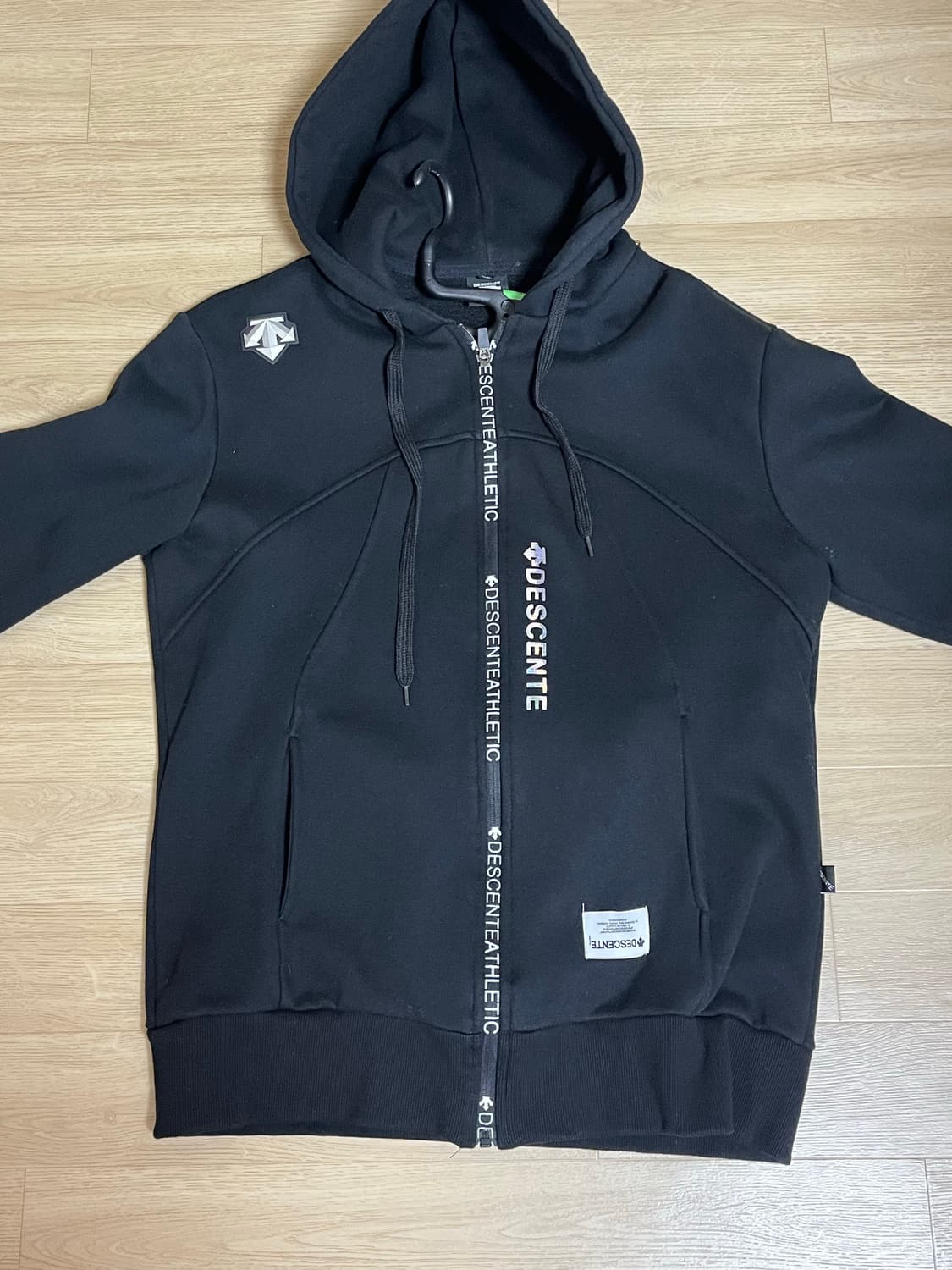 데쌍트 후드집업 상품이미지1