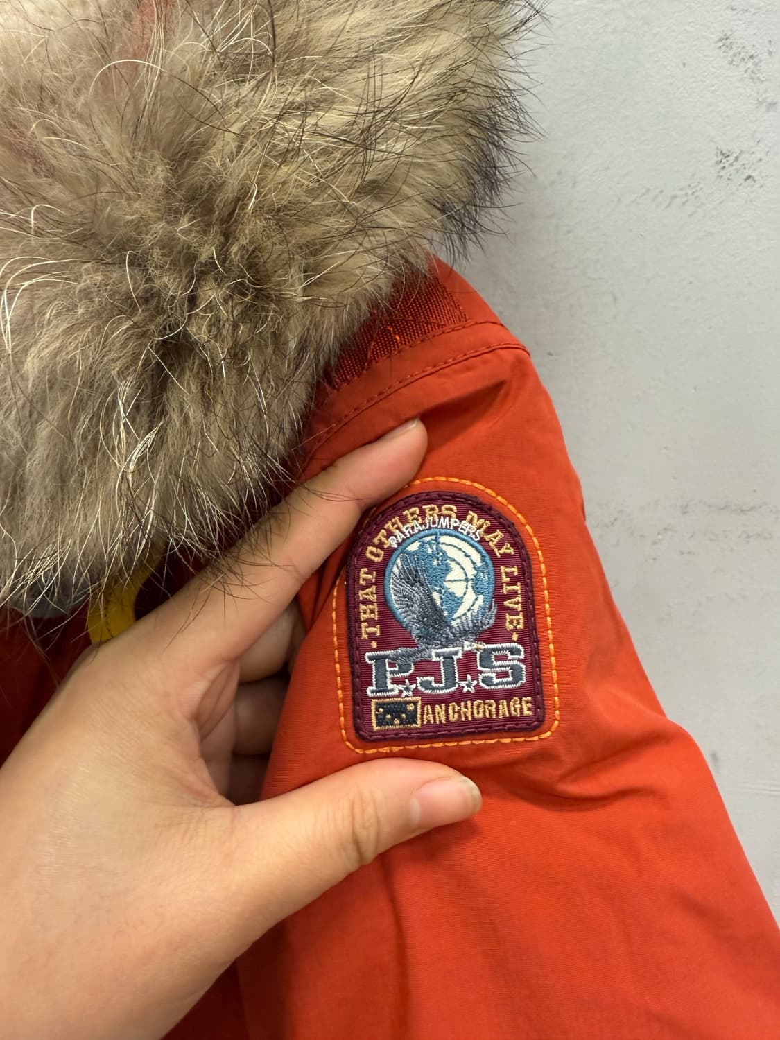 파라점퍼스 폴라이큅먼트 트라이브 패딩 M 상품이미지4