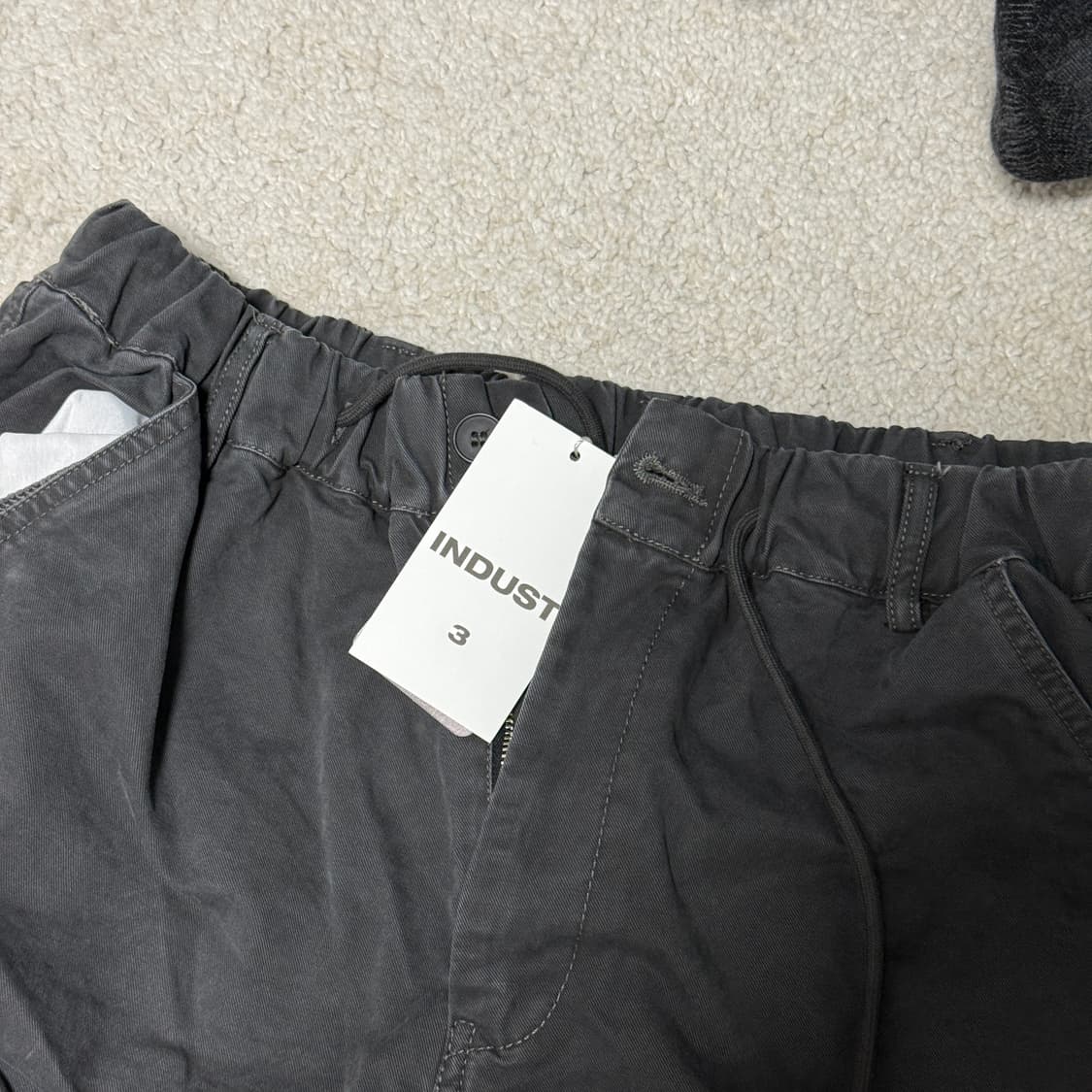 (새제품) 인더스트 워시드 멀티포켓 카고 와이드팬츠 L사이즈 차콜 컬러  상품이미지4