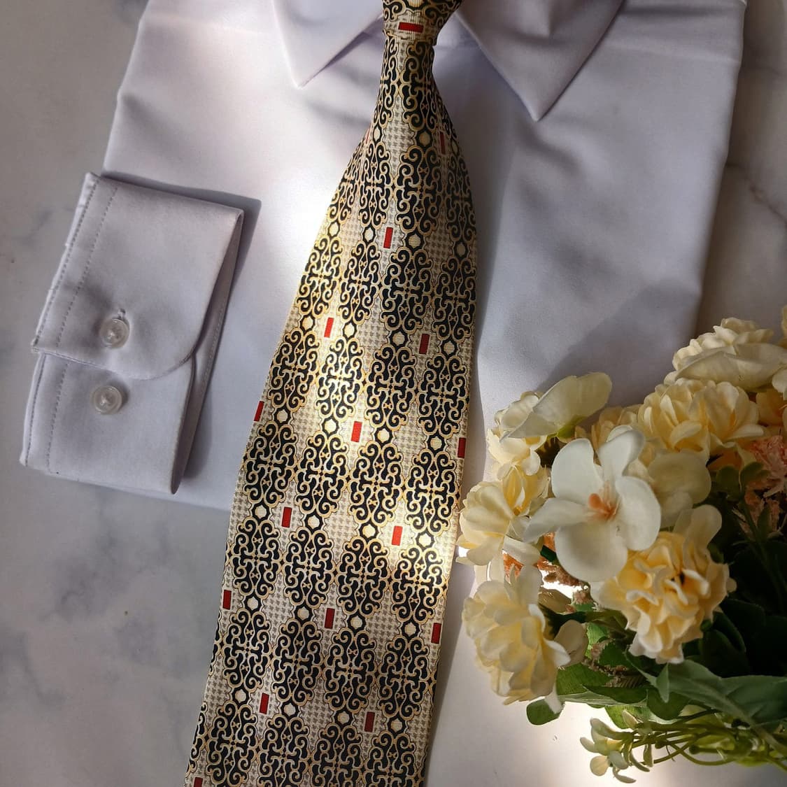 크리스찬 디올 실크 베이지 패턴 넥타이 9.5cm A+등급 A19269
 상품이미지4