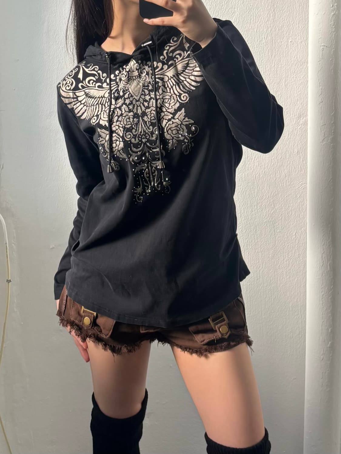 Vintage Black Wing Graphic Hood 상품이미지3