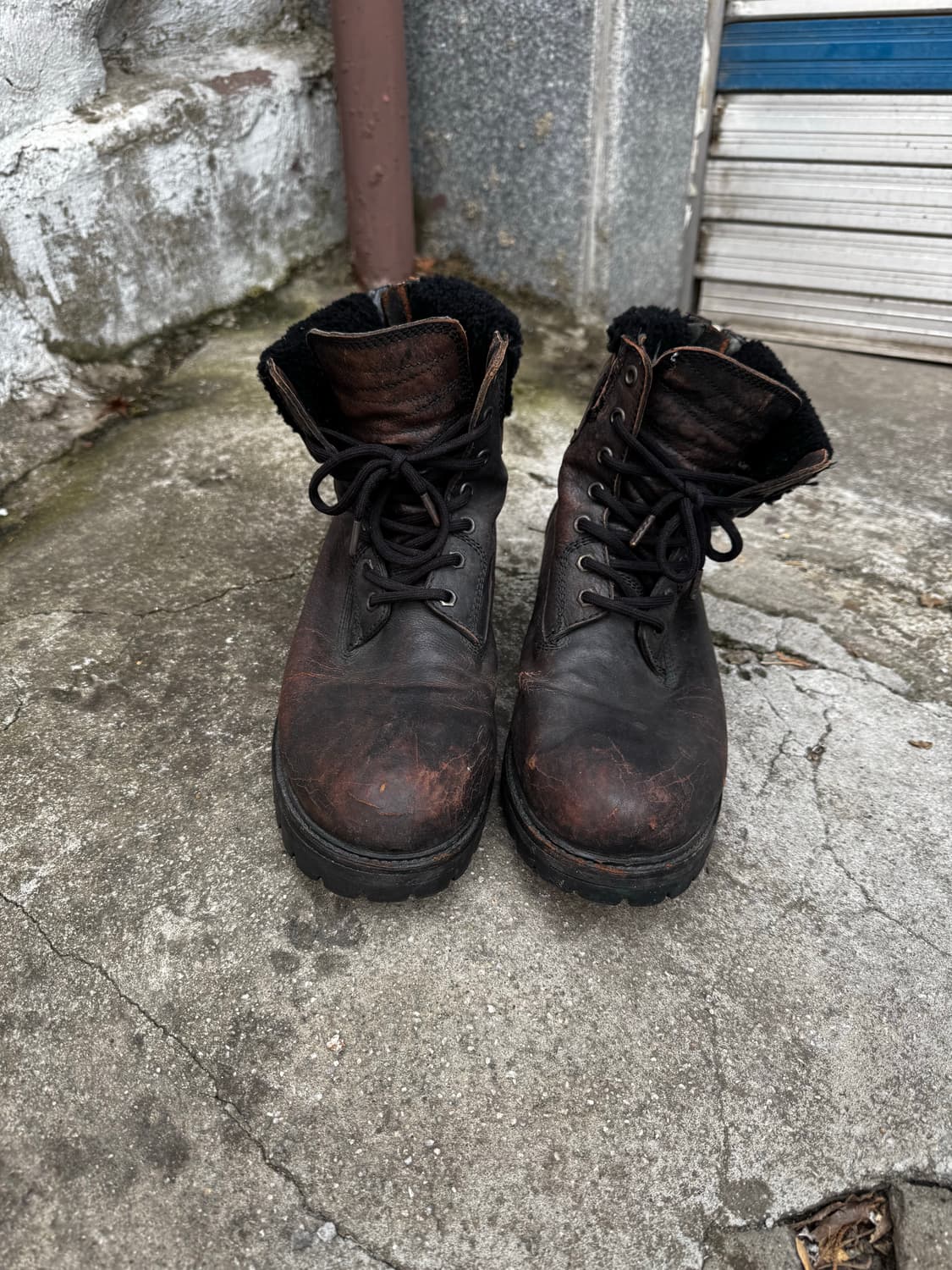 Neil Barrett Leather Shearling Boots 상품이미지1