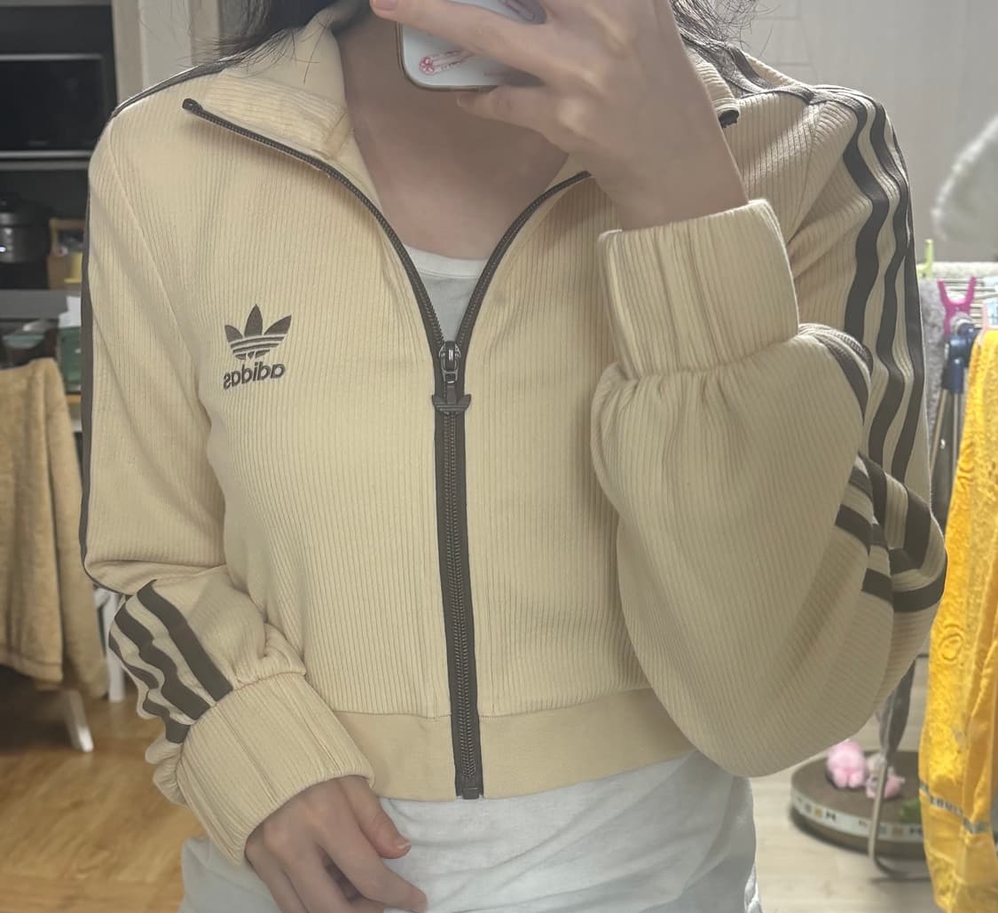 착샷O) 빈티지 아디다스 크롭져지 상품이미지3