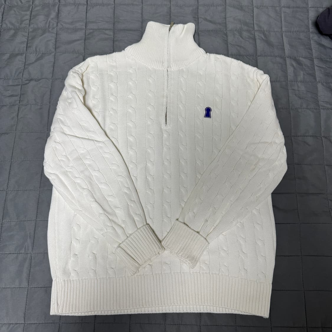 세컨모놀로그 반집업니트 상품이미지1