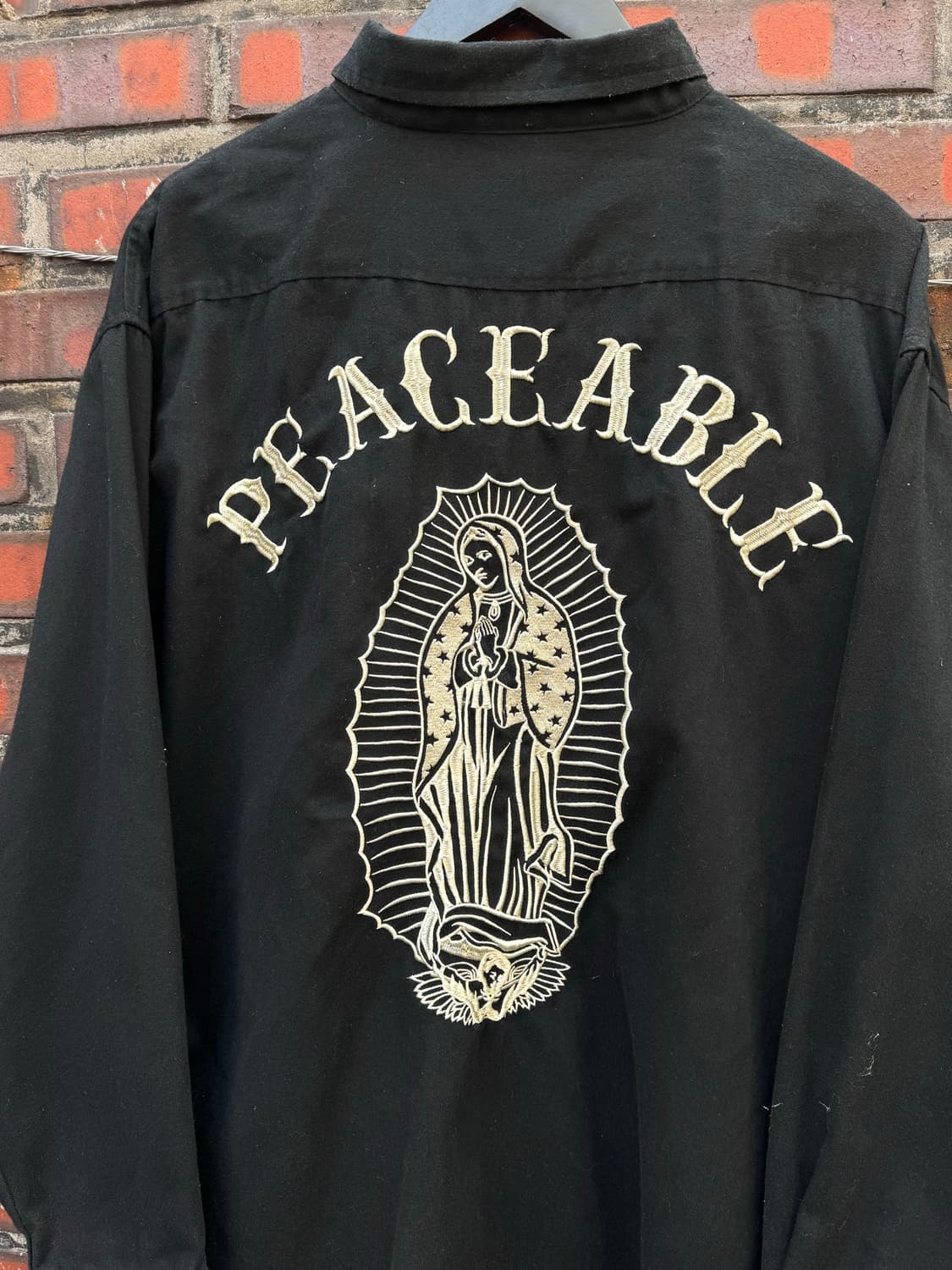 Shelty 성모마리아 자수 블랙 셔츠  상품이미지2