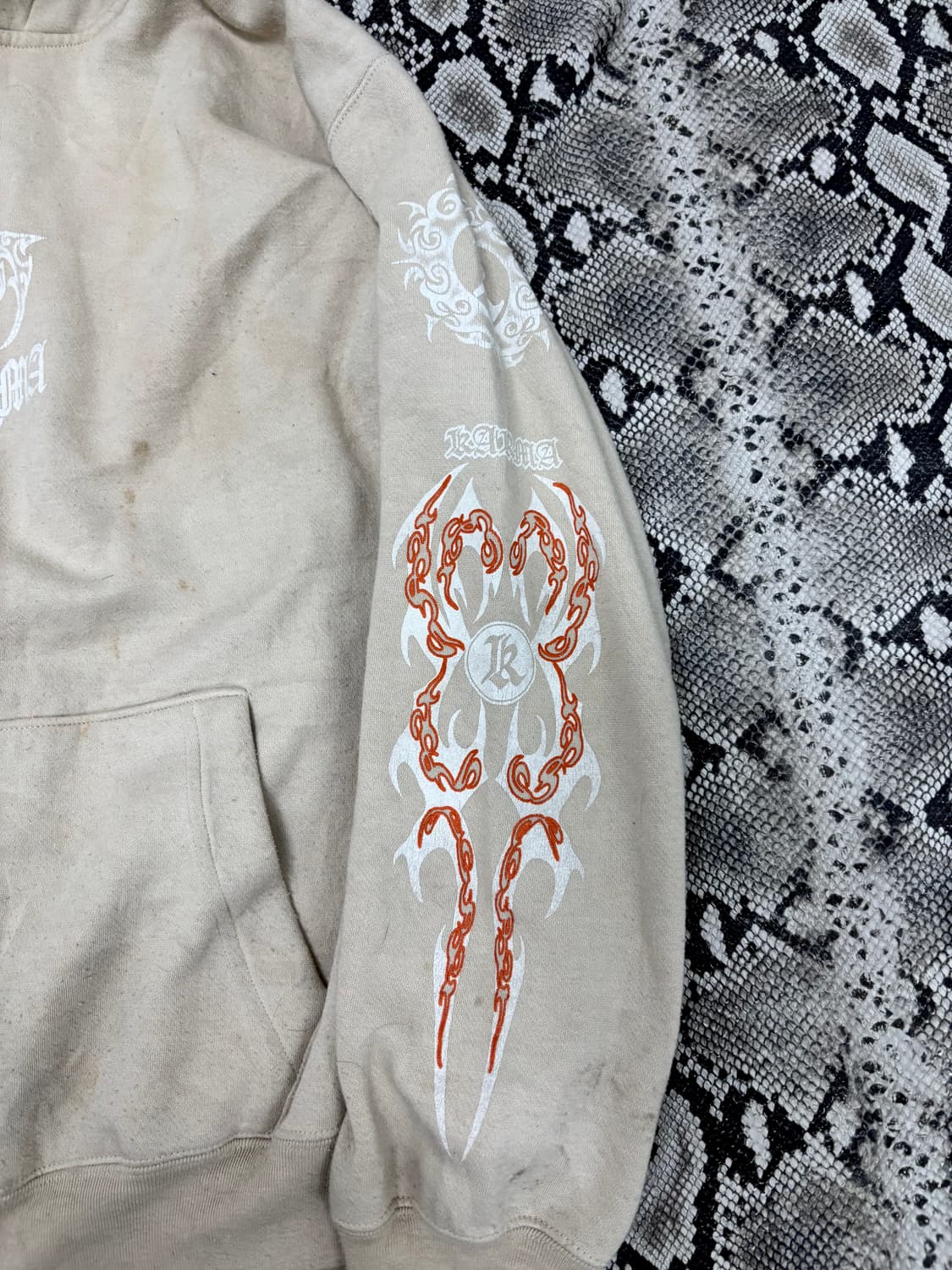 “Karma” Tribal&Cross Print Beige Hoo 상품이미지6