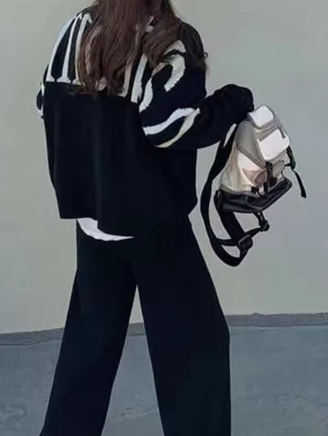 새상품♡ 블랙 스웨터 니트(55~66) 상품이미지3