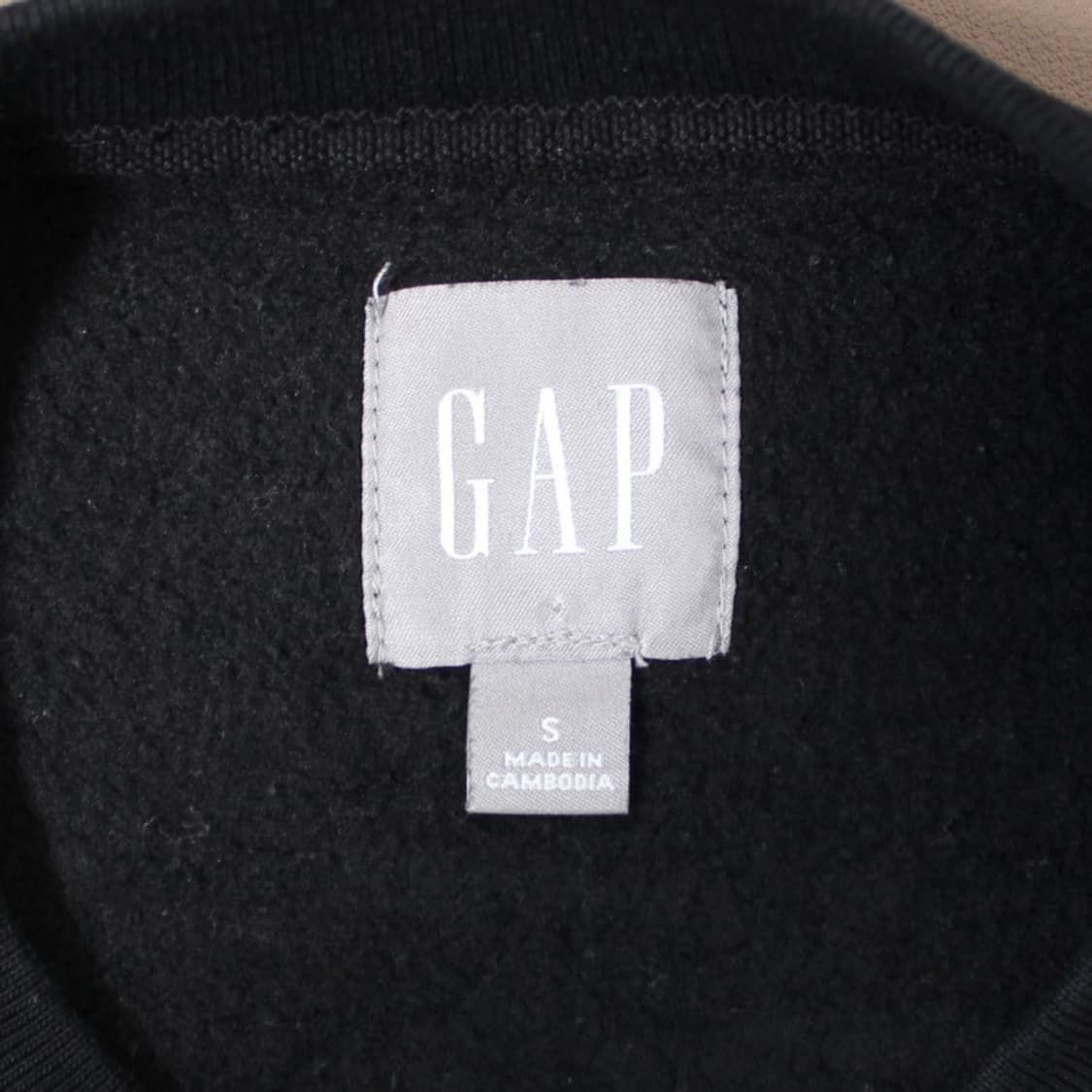 GAP 갭 블랙 맨투맨 상품이미지6