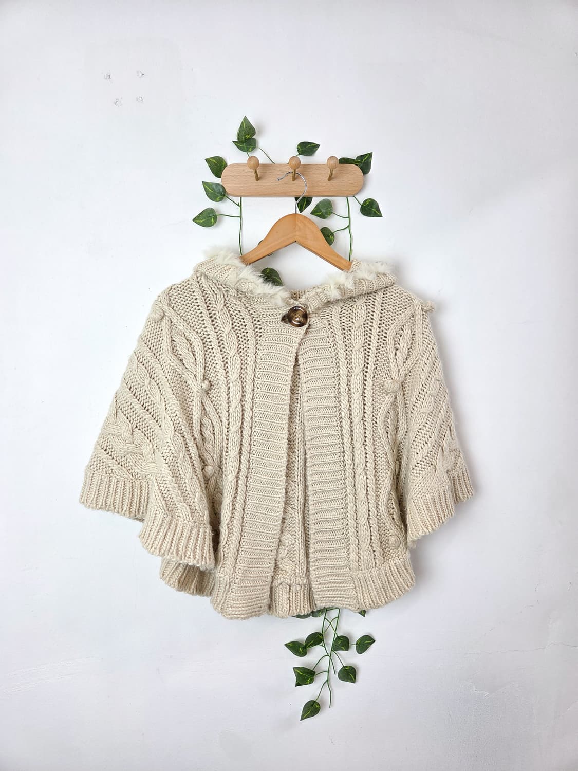 earth music 아이보리 케이프 가디건 상품이미지1