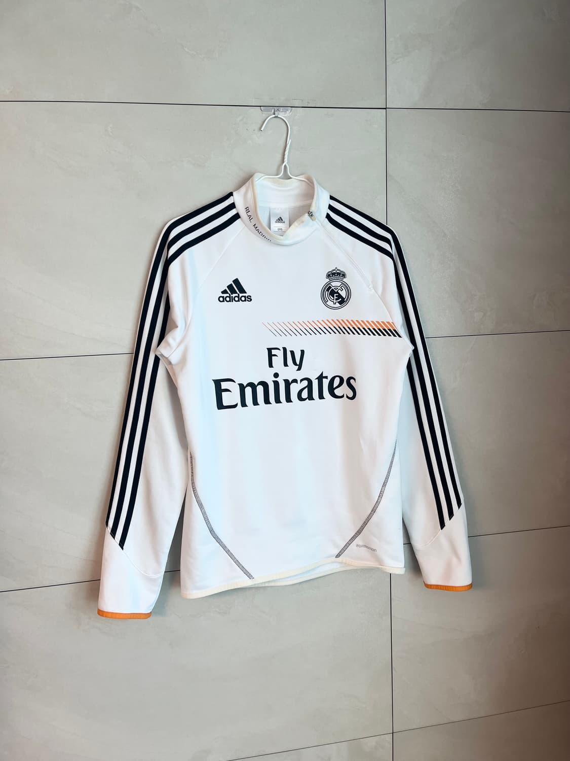 아디다스 13-14 레알마드리드 트레이닝 탑 져지 [95]  상품이미지3