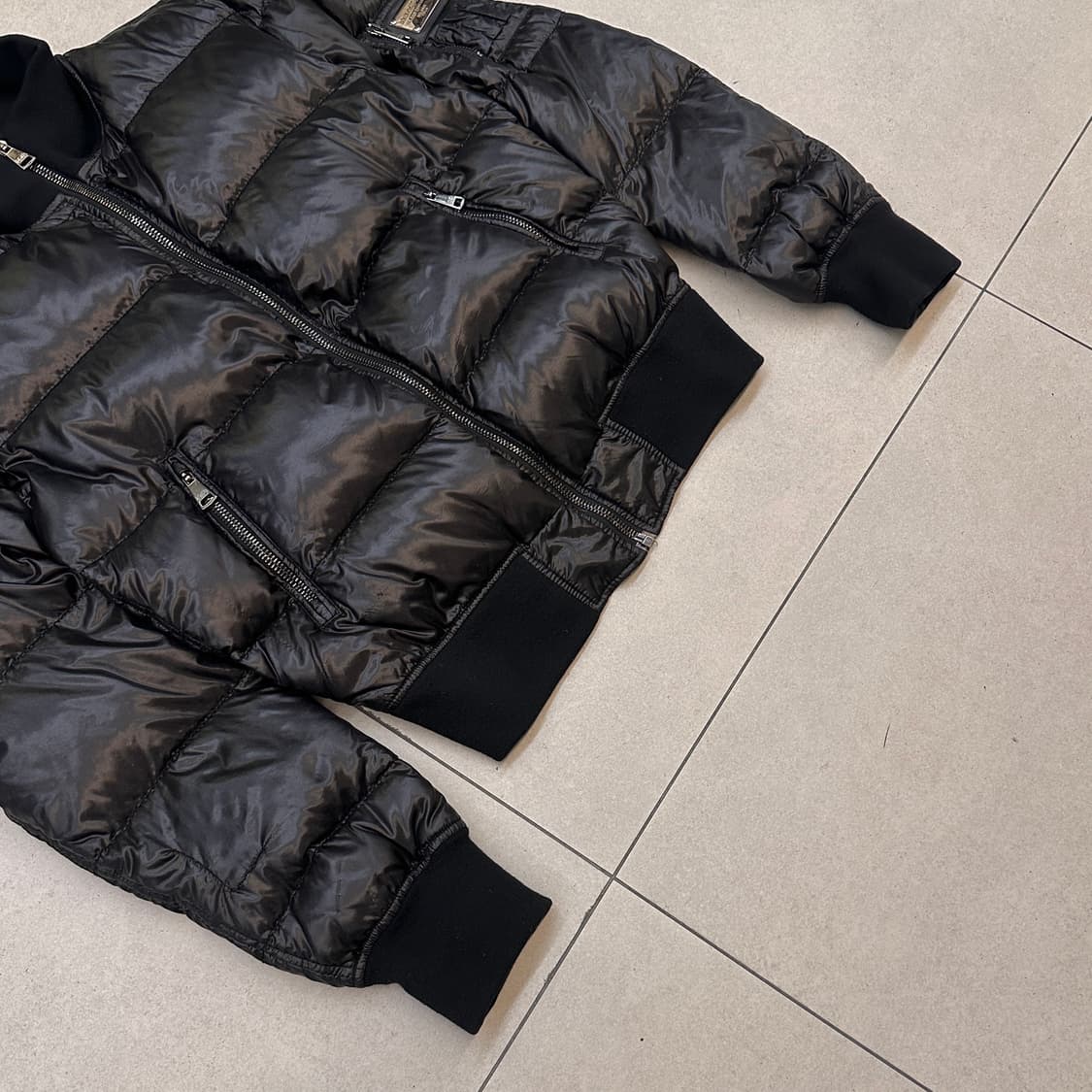 돌체앤가바나 로고 플레이트 다운 봄버자켓 상품이미지5