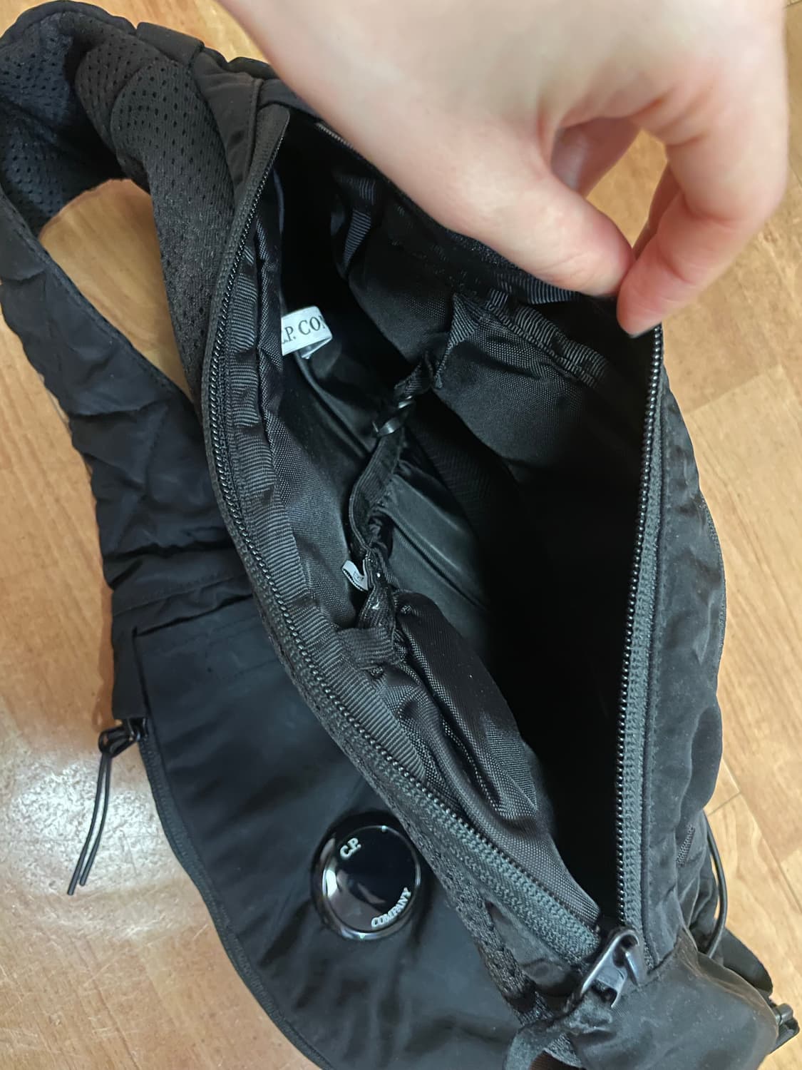 C.P. Company Cross Bag cp컴퍼니 크로스백 상품이미지6