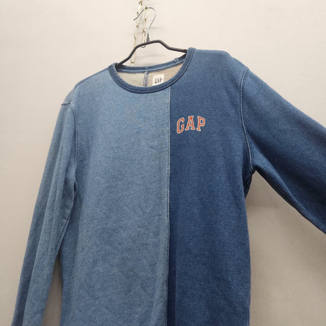 GAP 갭 진청/중청 배색 패치워크 로고 맨투맨 S(M) 남여공용 상품이미지3