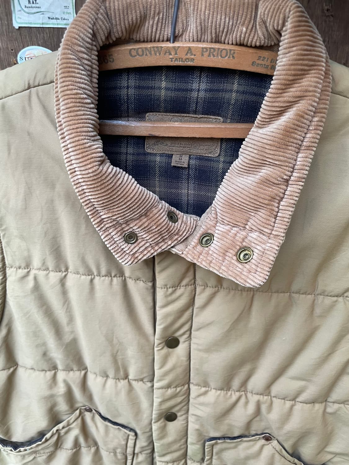 Classic Corduroy Collar Padded Vest 상품이미지2
