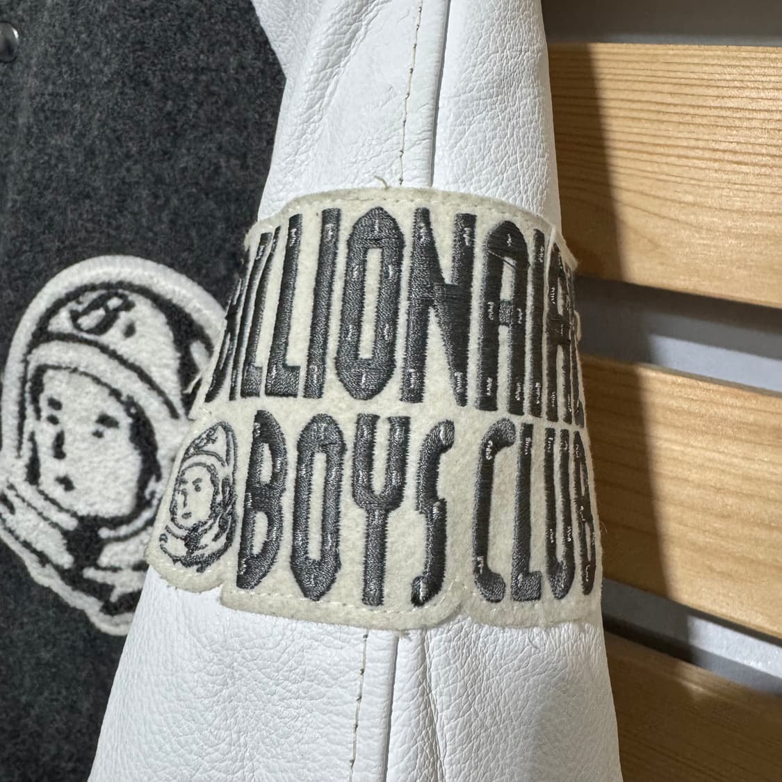 빌리네어보이즈클럽 바시티 상품이미지4