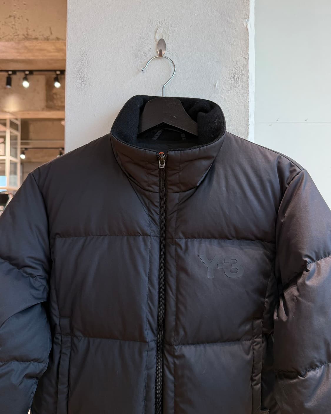 y-3 블랙 클래식 다운 패딩 점퍼  상품이미지3