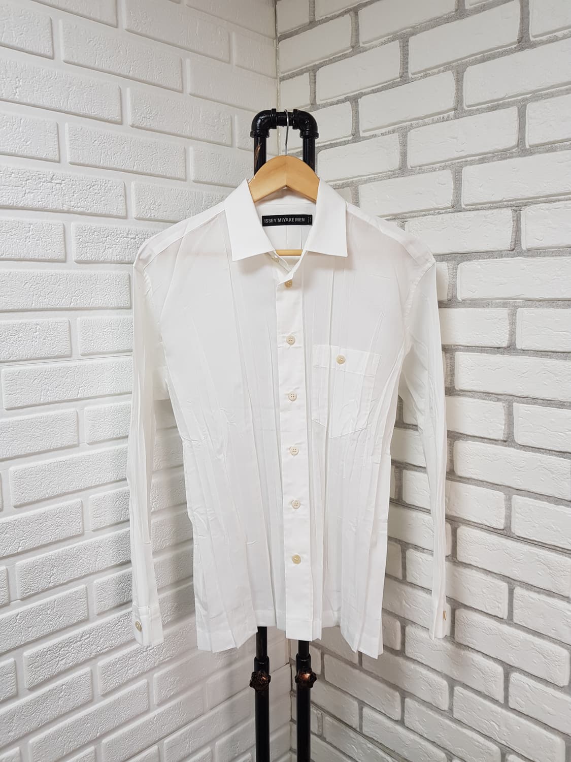 [1/95~100] 이세이미야케 맨 플리츠셔츠 화이트 상품이미지2
