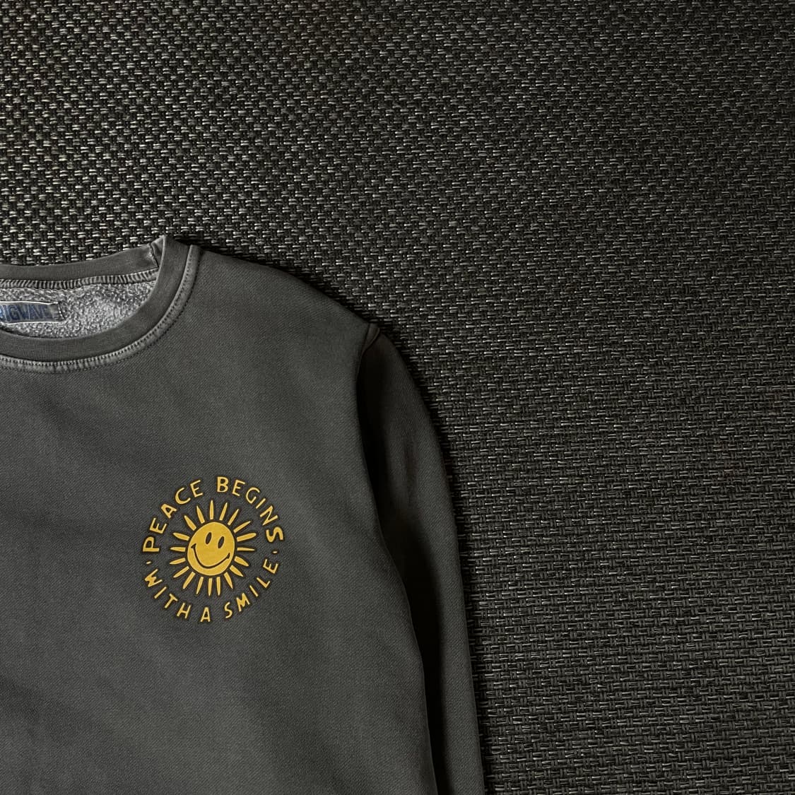 빅웨이브 로고프린팅 그레이 피그먼트 맨투맨 L 상품이미지3