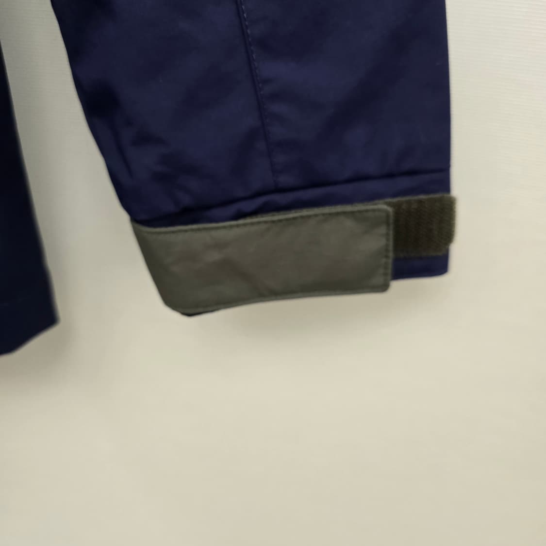 네파 남성 아웃도어 바람막이 자켓 네이비/카키 상품이미지8