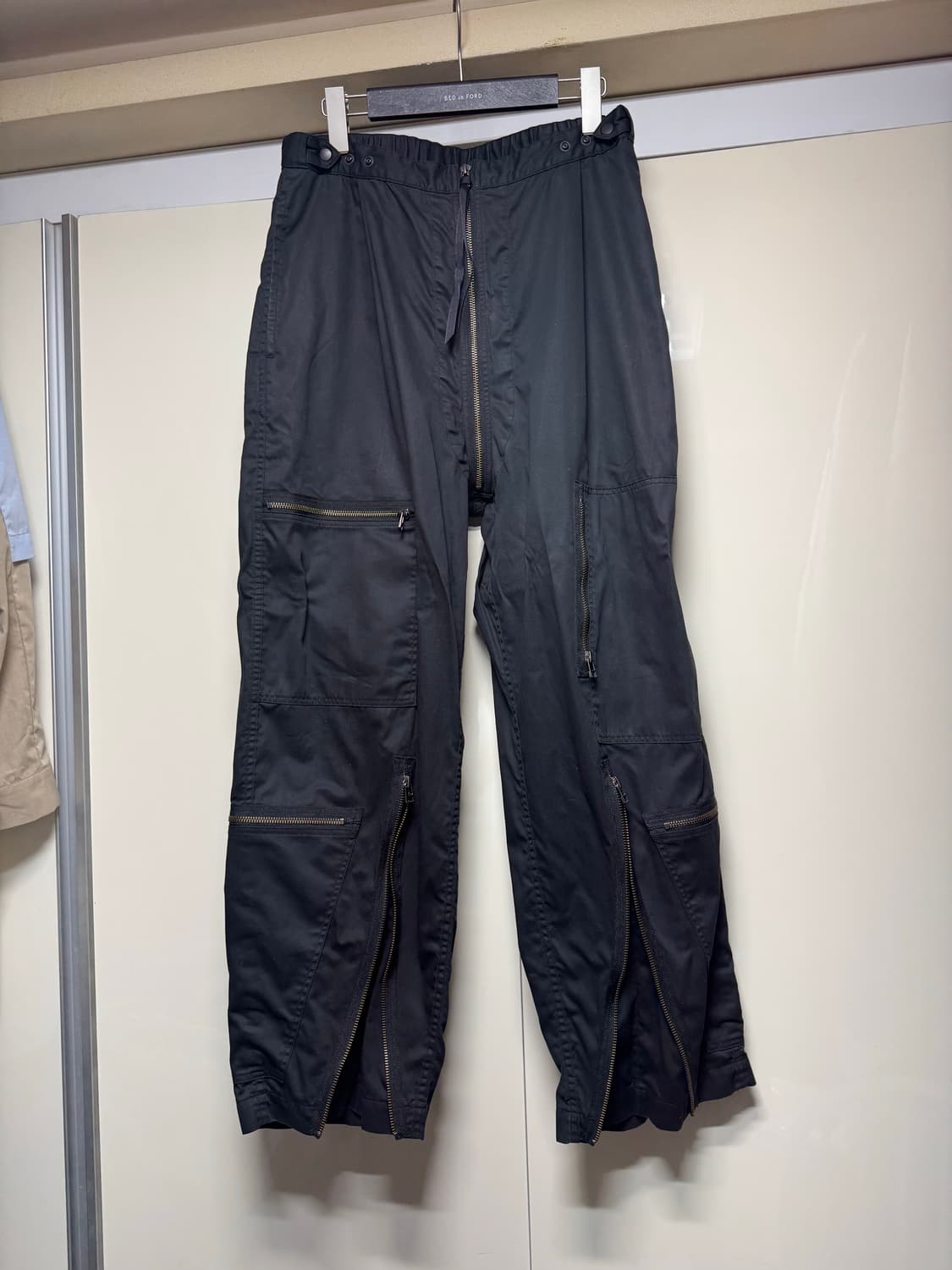 Product twelve 플라이트 팬츠 상품이미지4