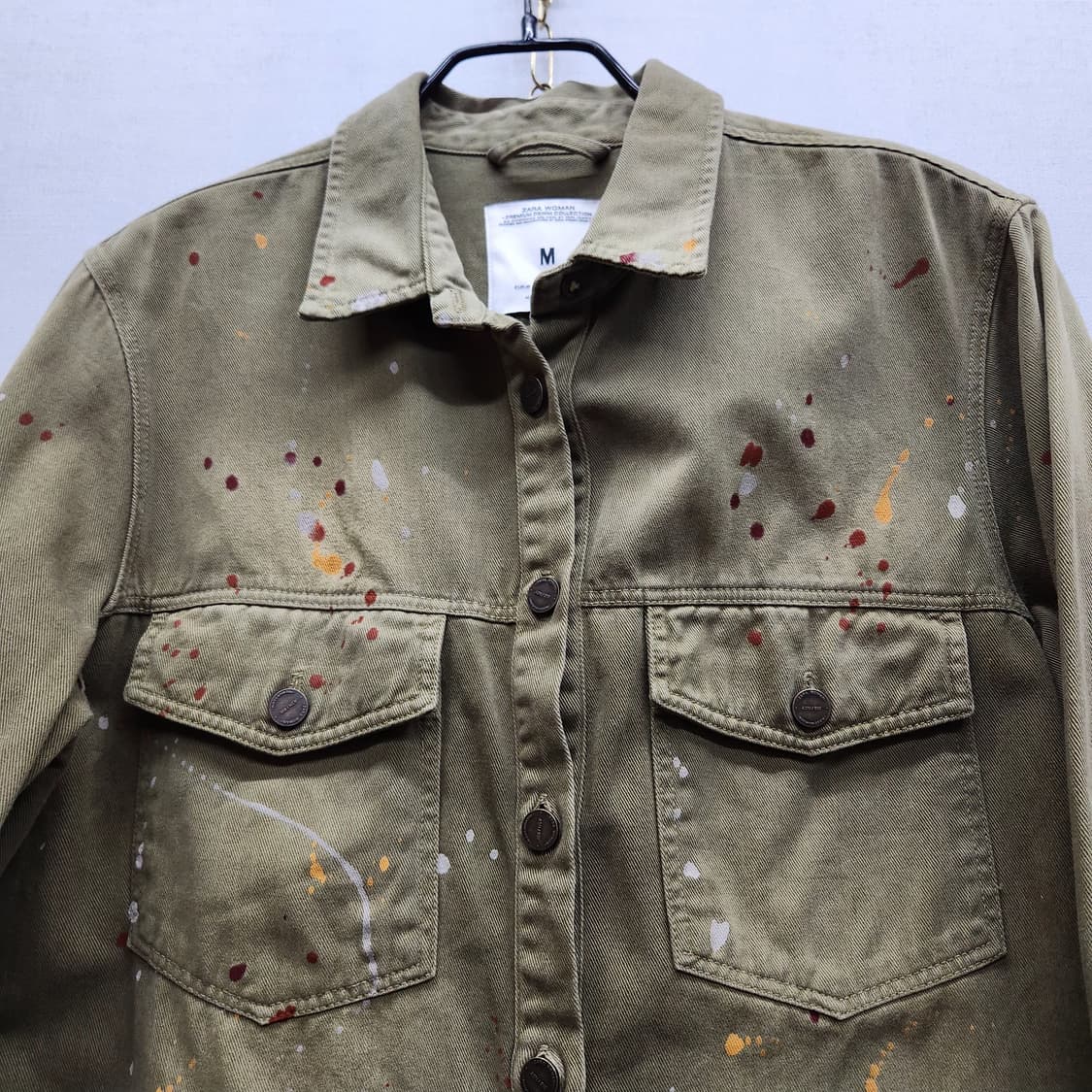 자라 ZARA 페인트 디테일 카키 데님 자켓 M(M) 상품이미지2