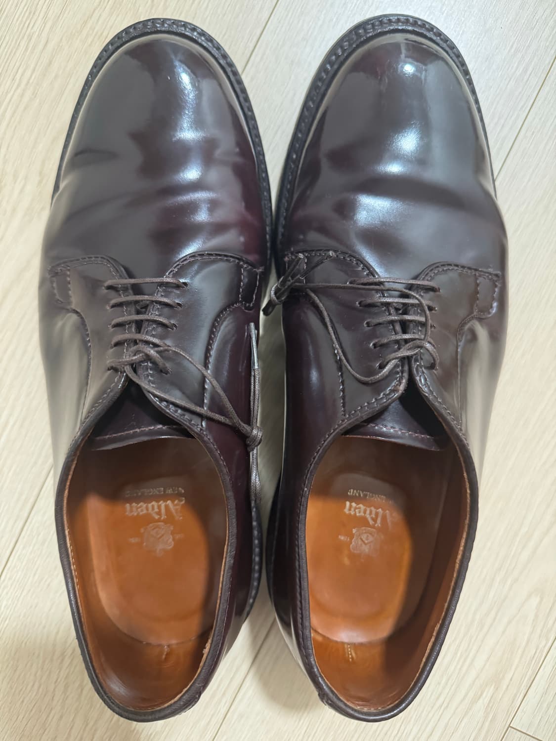 알든 990 us8 EE 코도반 상품이미지1