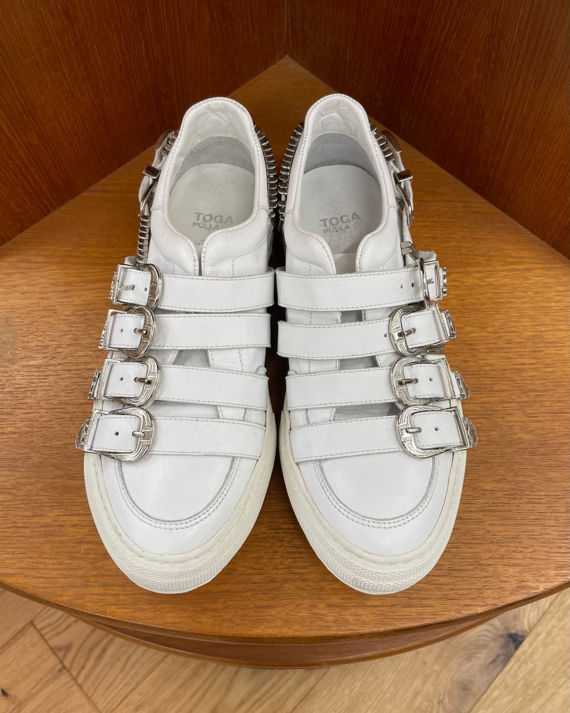 [38] 토가 풀라 버클 스니커즈 상품이미지3